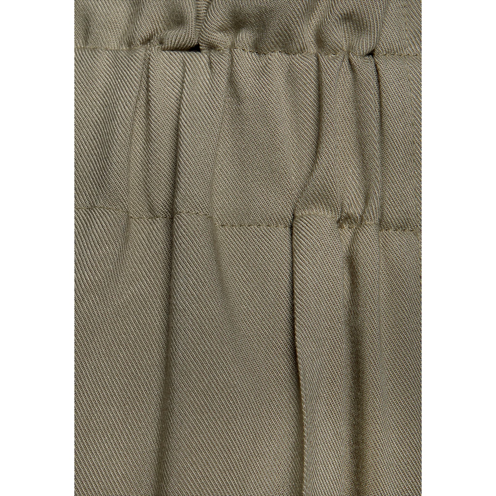 LASCANA Paperbag-Hose, mit Zierknöpfen und Elastikbund, Stoffhose