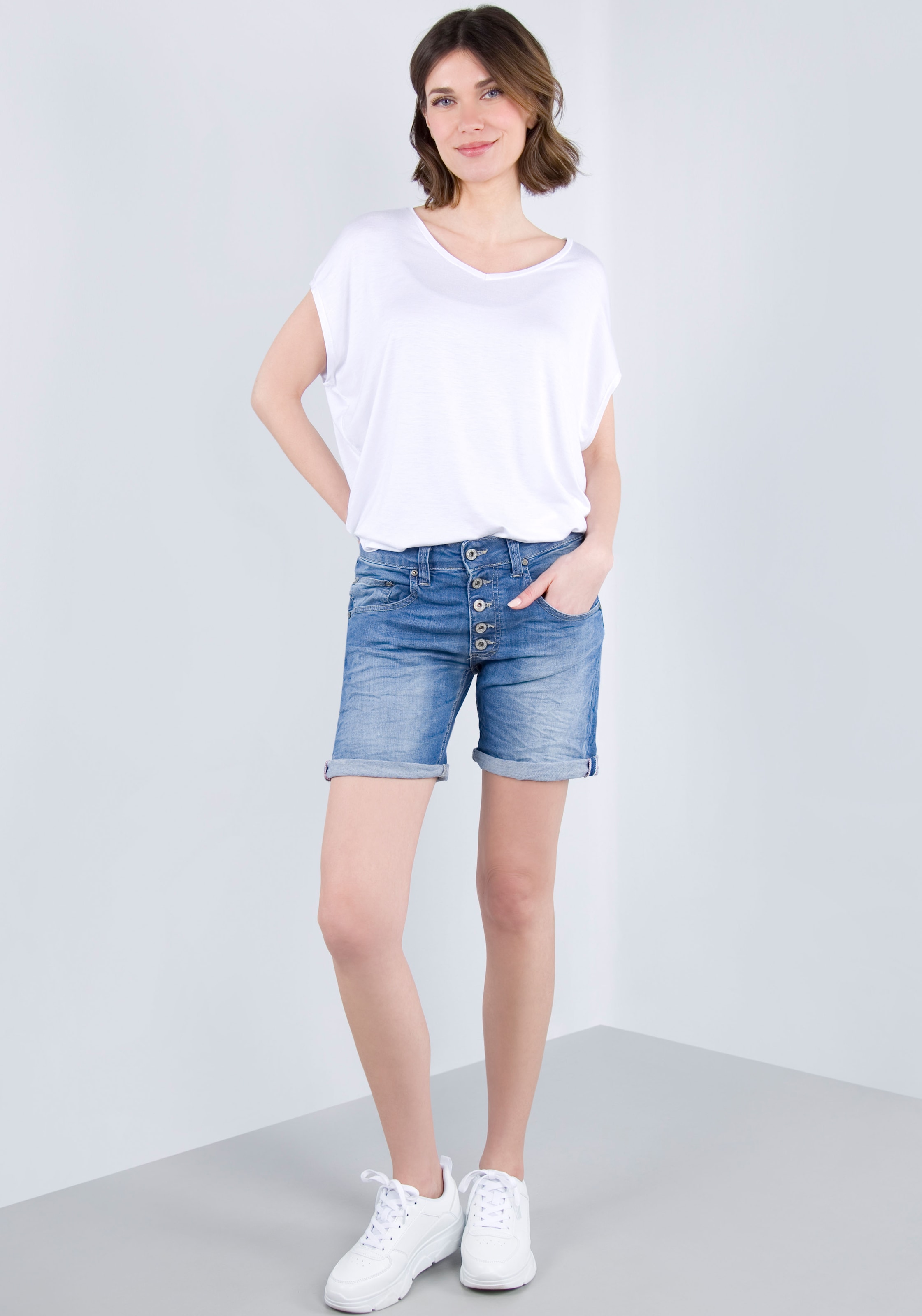 Please Jeans Shorts, mit sichtbarer Knopfleiste