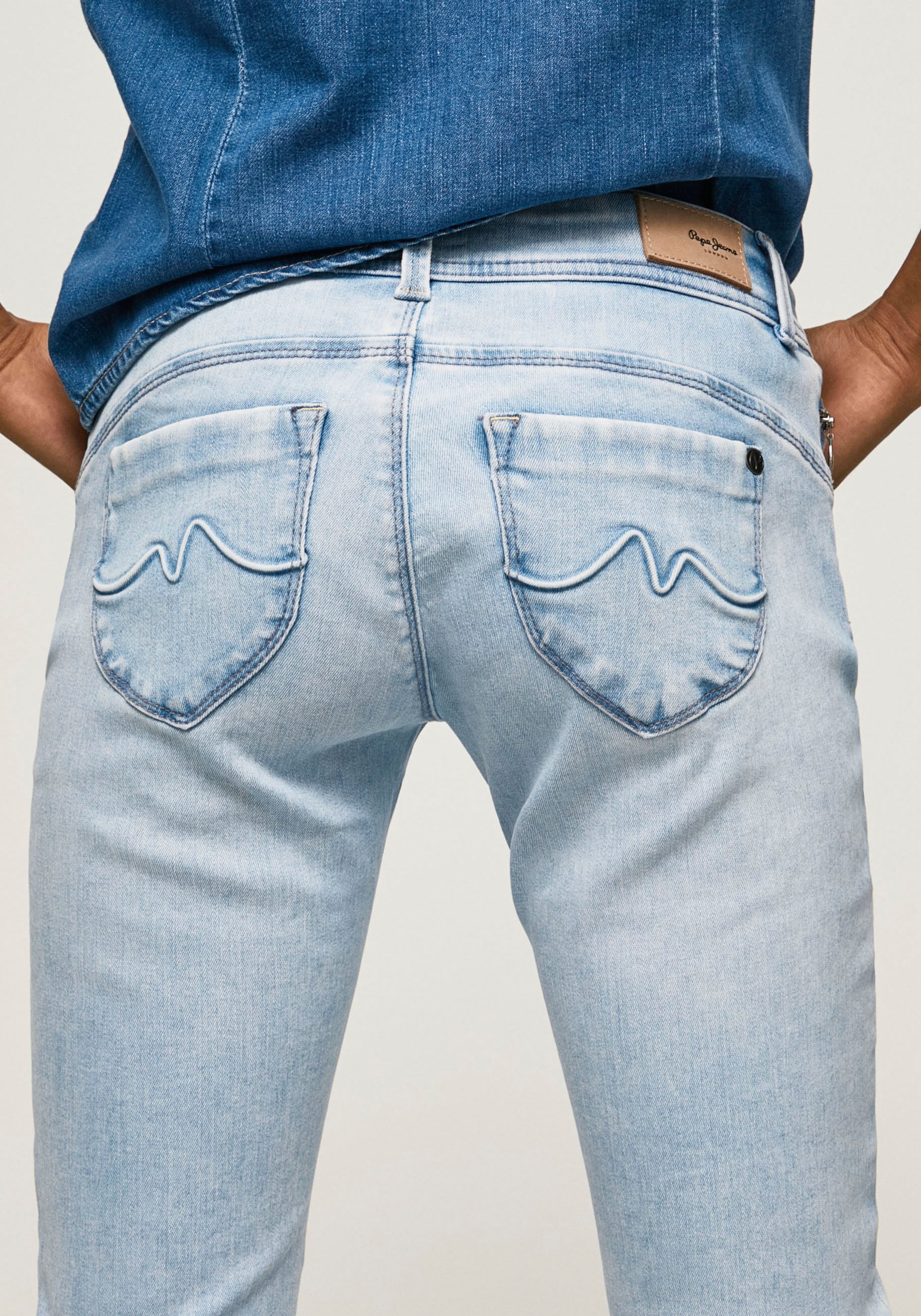 Pepe Jeans Slim-fit-Jeans »NEW BROOKE«, Reißverschlusstasche 1-Knopf BAUR Bund mit und | bestellen