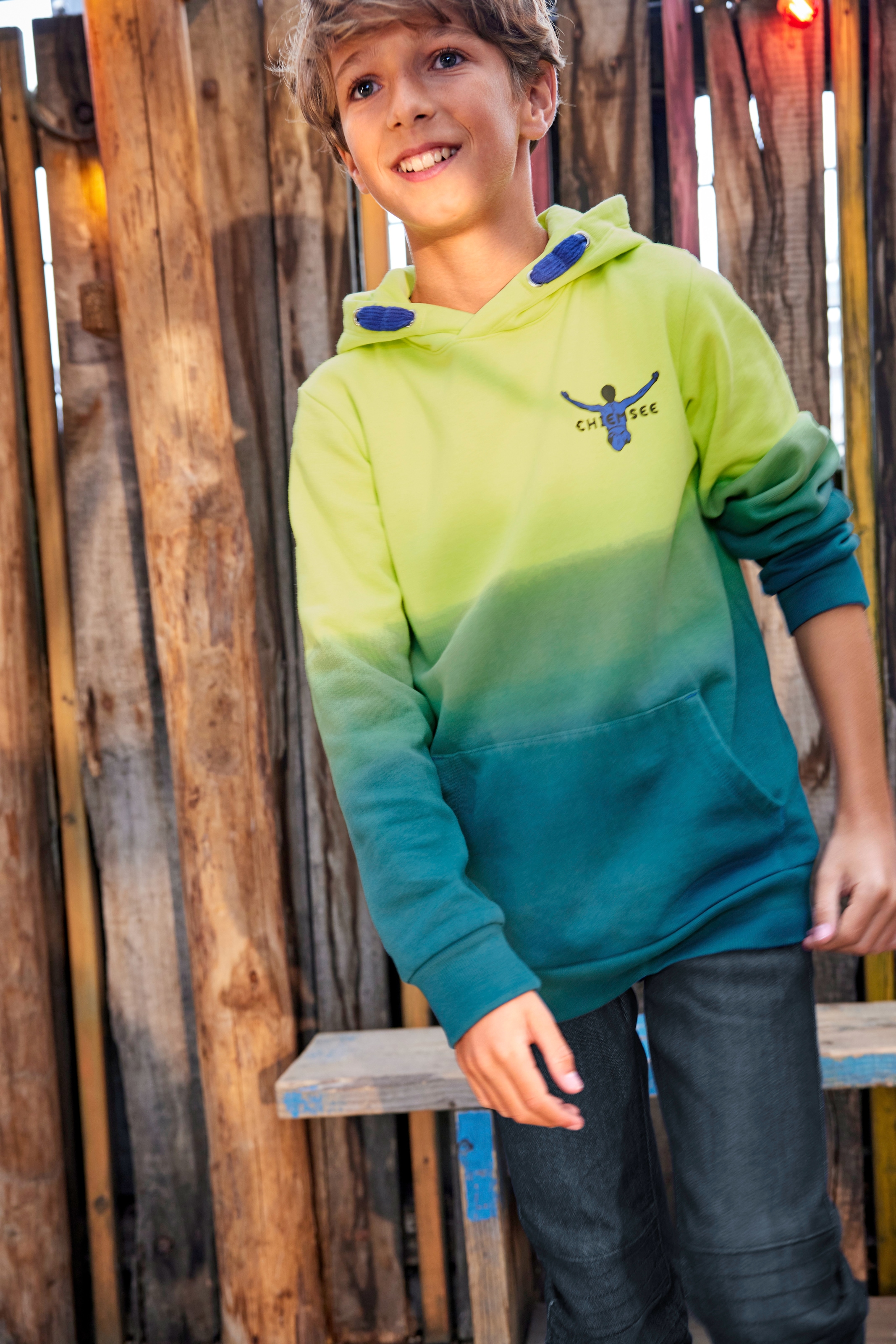 »LITTLE Kapuzensweatshirt | BAUR Chiemsee online RAINBOW« bestellen
