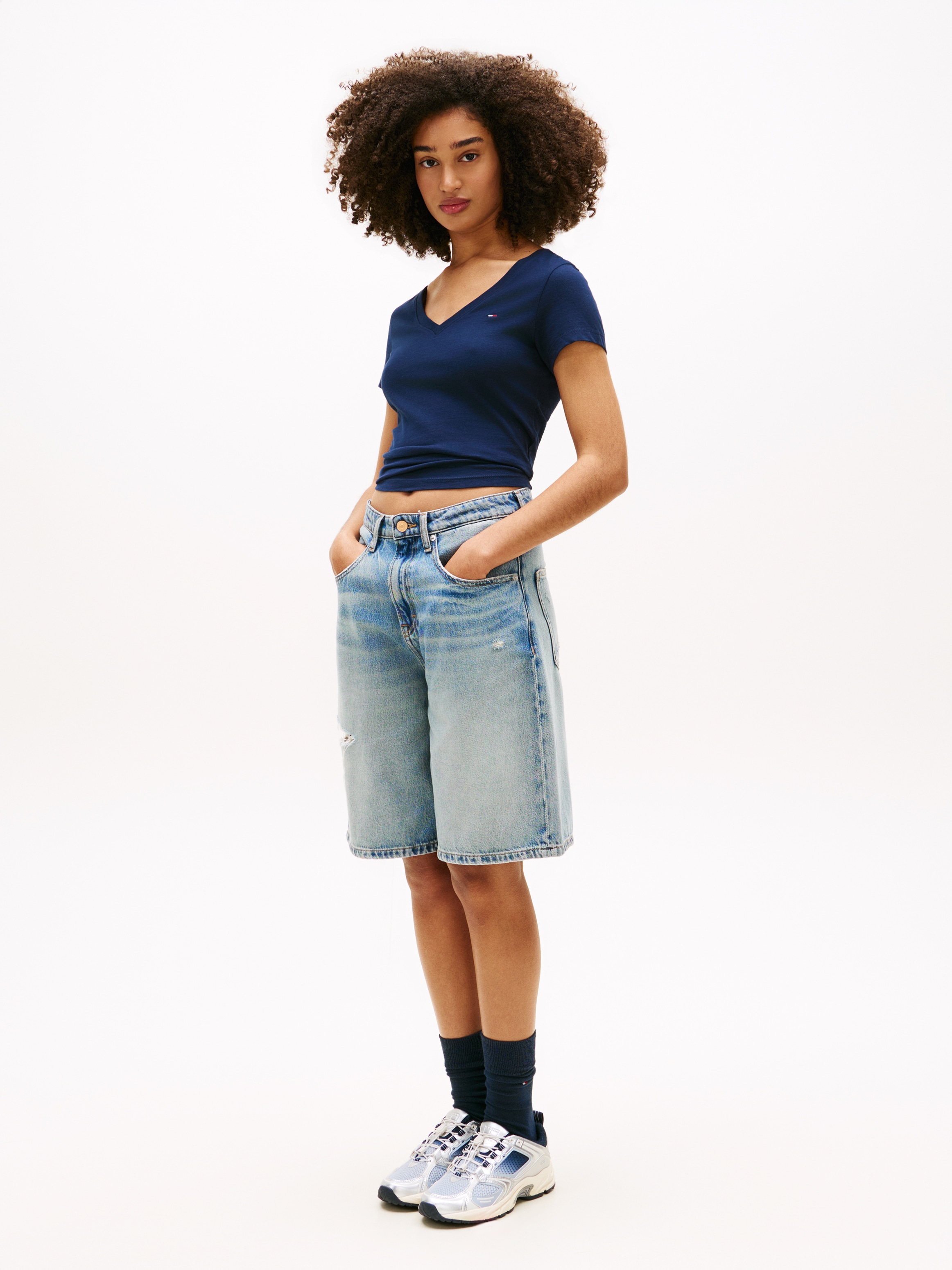 Tommy Jeans Kurzarmshirt »TJW 3PACK V-NECK TEE« Packung, 3er-Pack, 3 mit V-Ausschnitt, Logostickerei