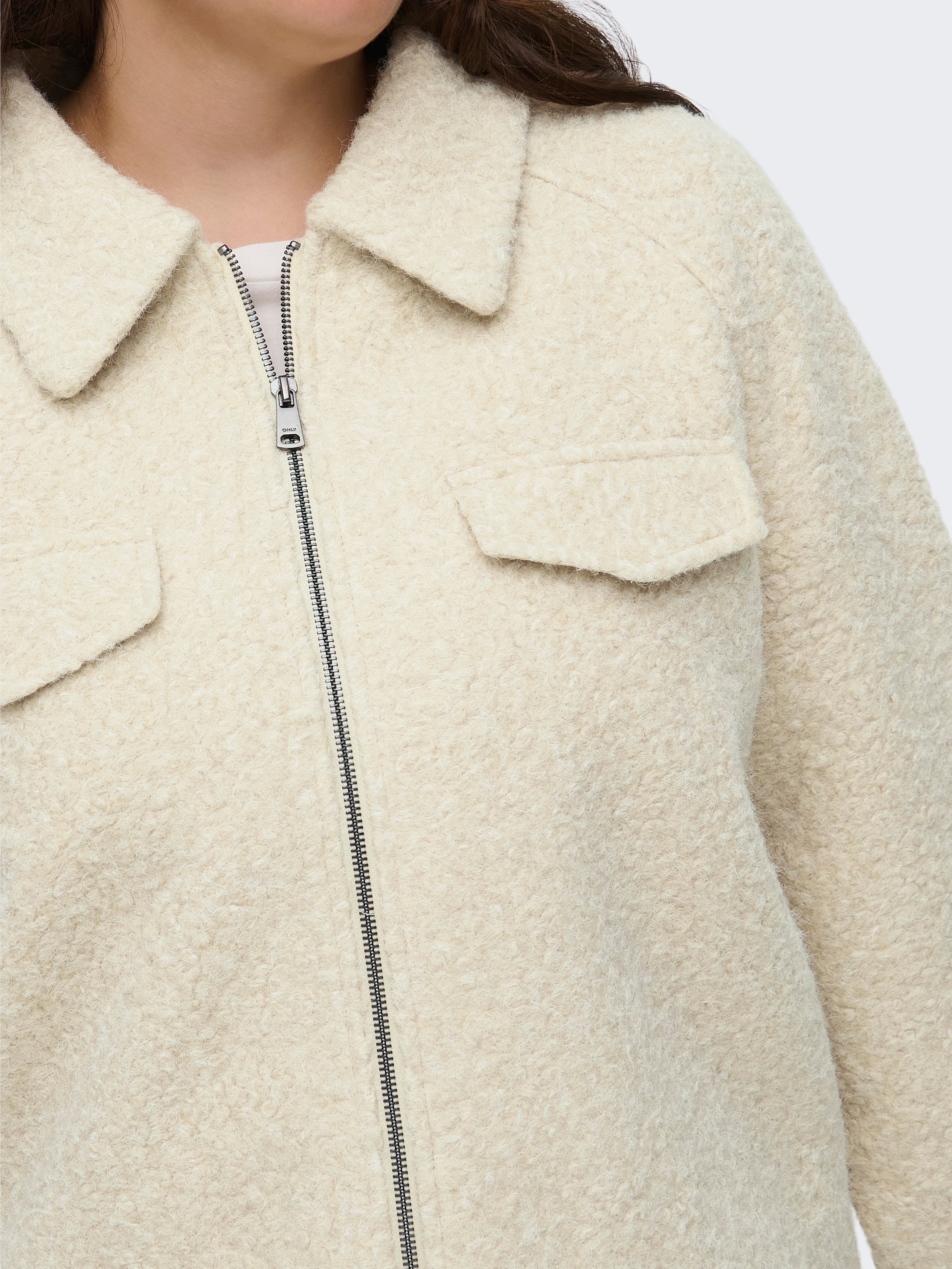 Thumbnail - ONLY CARMAKOMA Bouclèjacke "CARMALO SHORT BOUCLE JACKET OTW NOOS" ohne Kapuze