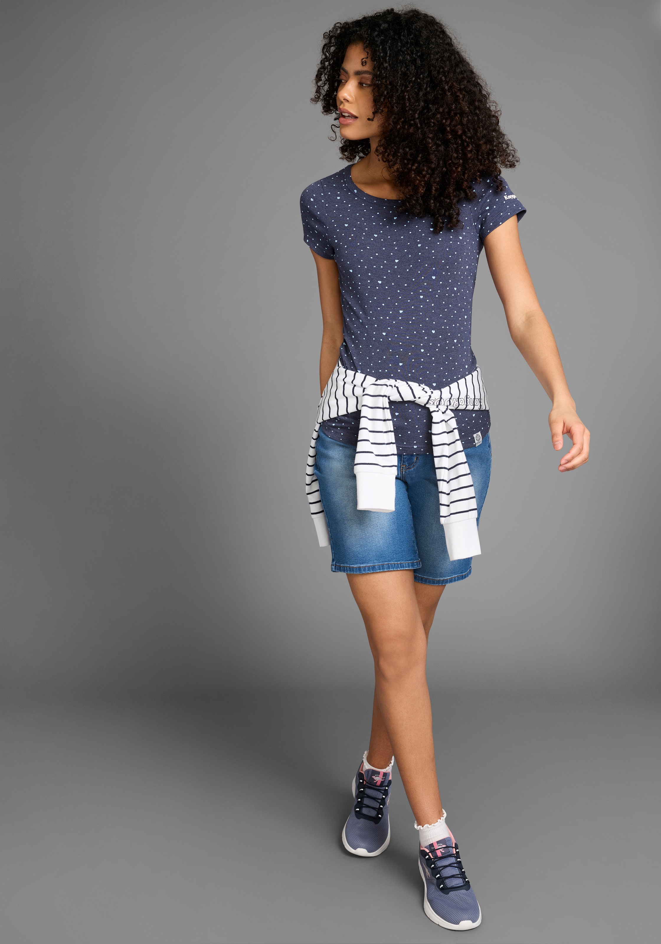 KangaROOS T-Shirt, Kurzarm, elastische Rippware, mit Herz-Muster, Rundhalsausschnitt