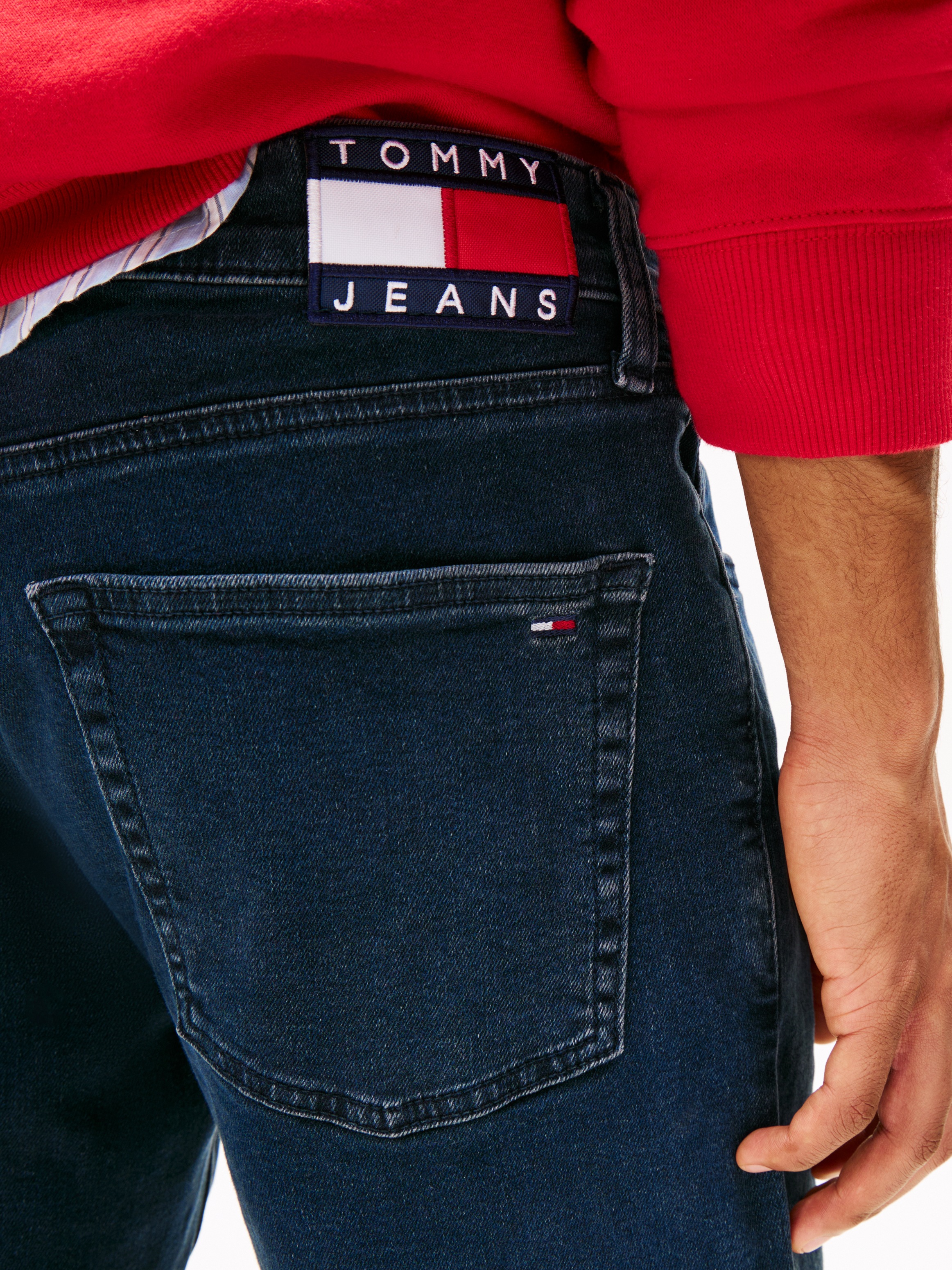 Tommy Jeans Gerade Jeans "Scanton Slim" Mit Markenlabel aus Leder hinten günstig online kaufen