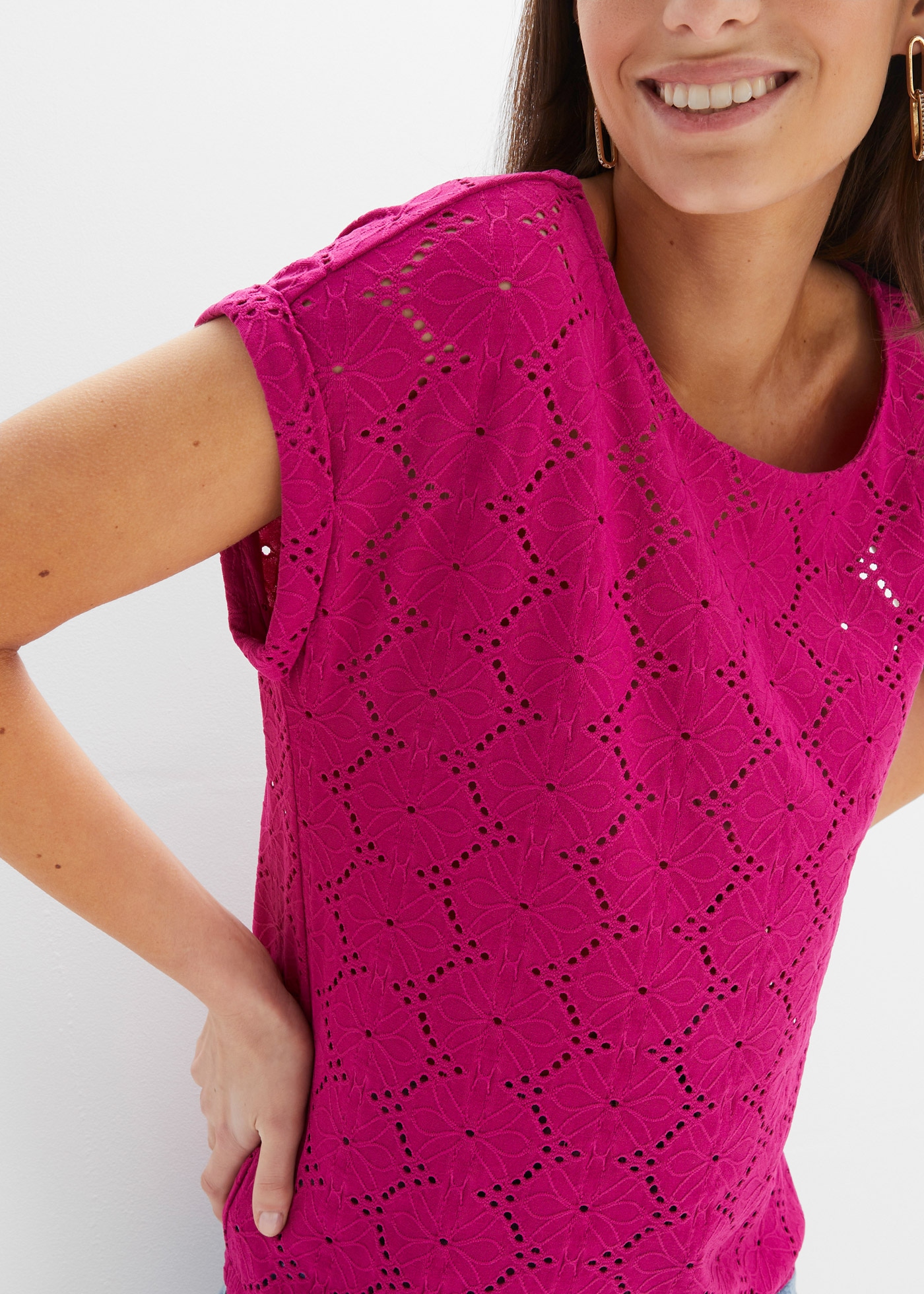 bonprix Shirtbluse bequeme Passform, mit Lochstickerei, elastisches Materia günstig online kaufen