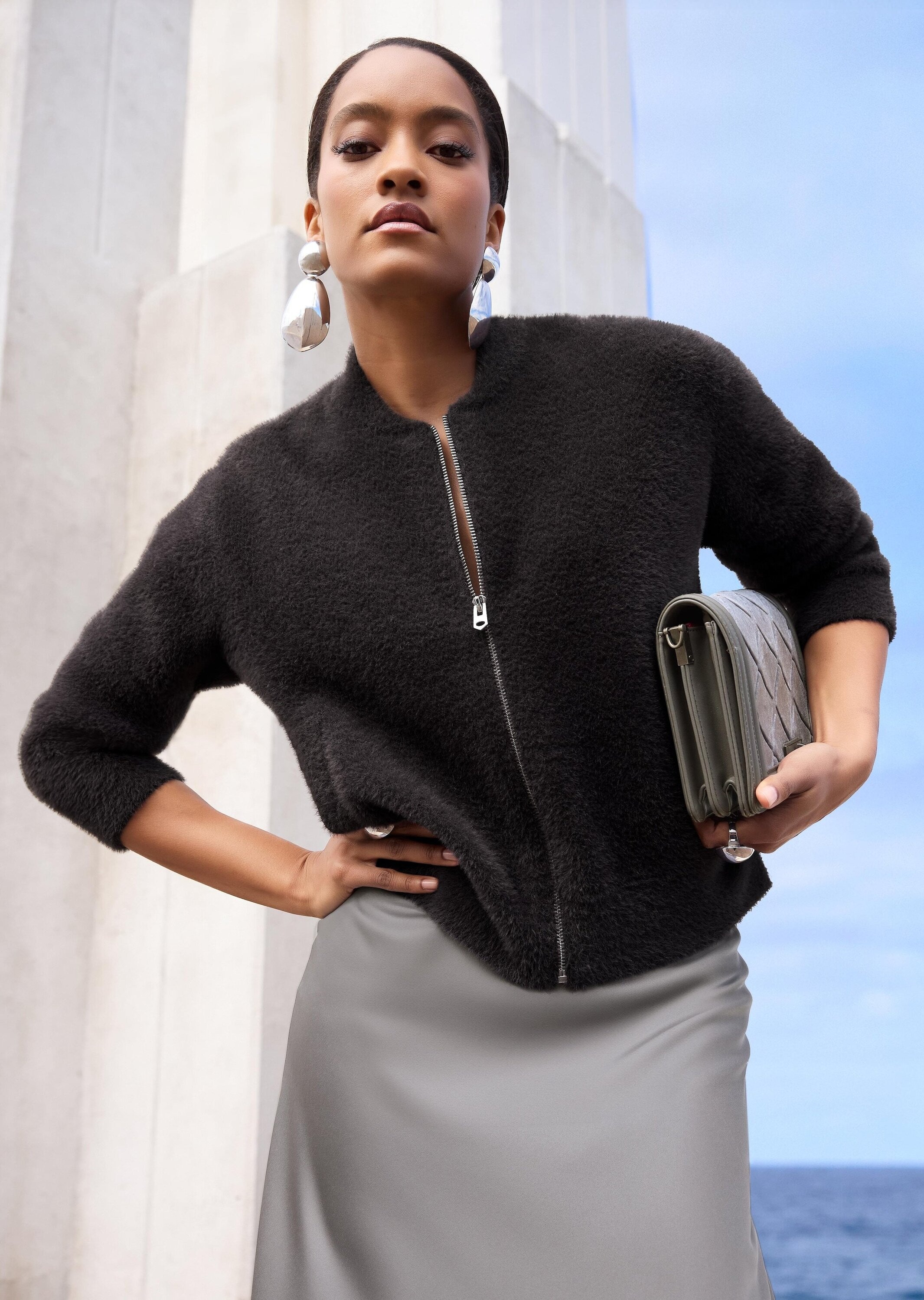 MADELEINE Strickjacke »Strickjacke Strickblouson im Teddyfell-Look«