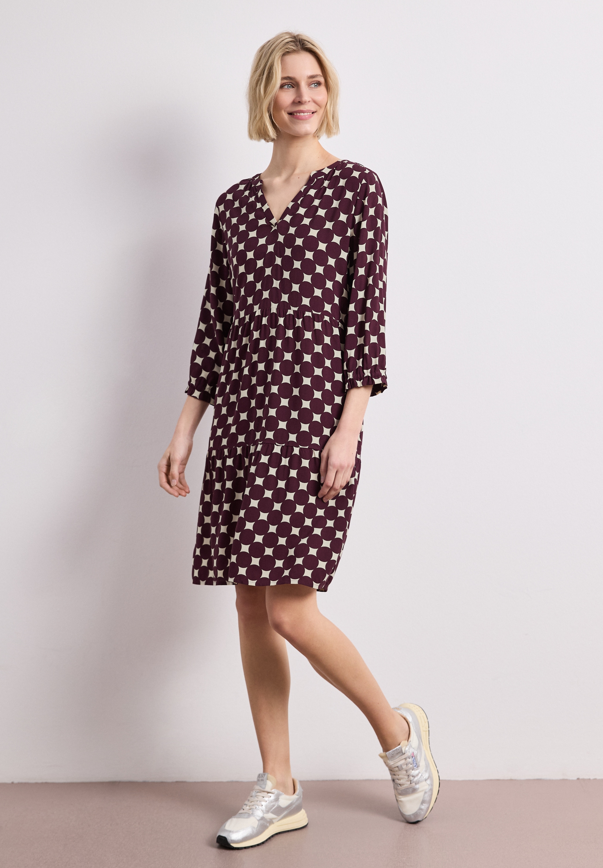 STREET ONE Midikleid Ohne Taschen knielang