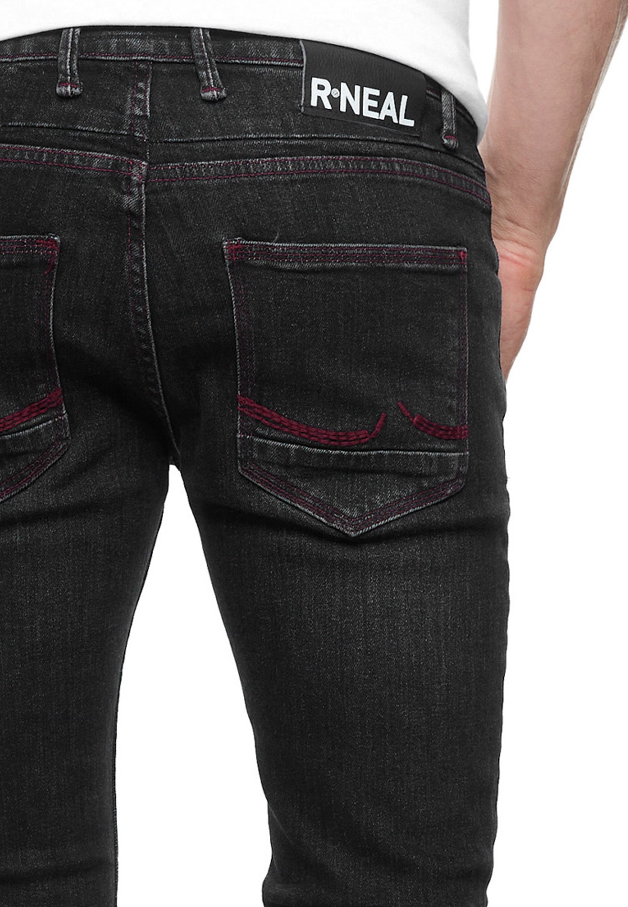 Rusty Neal Straight-Jeans »TORI«, mit dezenter Waschung