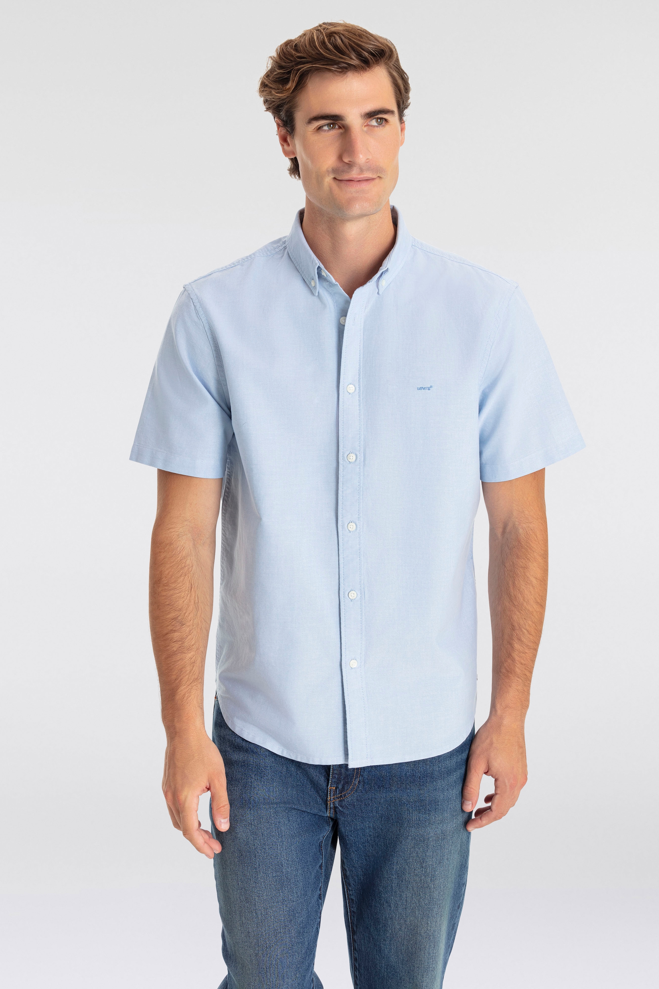 Levi's® Kurzarmhemd »SS AUTHENTIC BUTTON DOWN«, mit kleiner Logostickerei auf der Brust