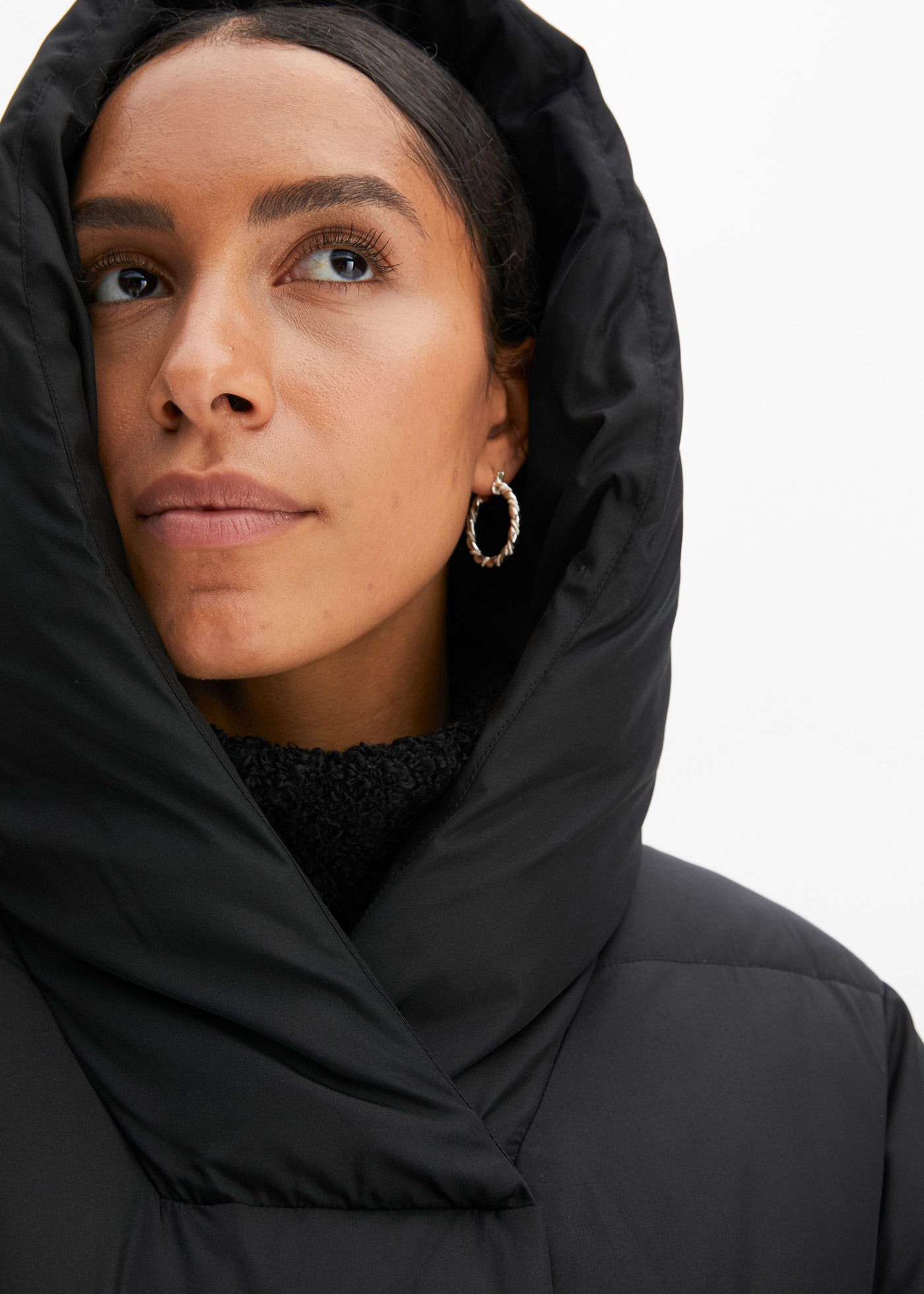 bonprix Steppmantel mit dicker Wattierung, mit Kapuze, Oversize-Passform