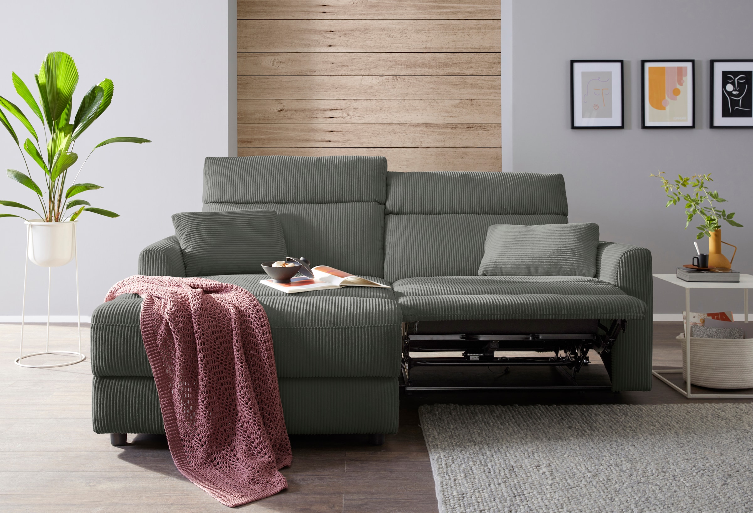 INOSIGN Ecksofa »JENNA, L-Form, 209cm, manuelle u. elektrische Funktion, mit USB A/C,«, Liegefunktion 105°-150°, Federkern, Cord