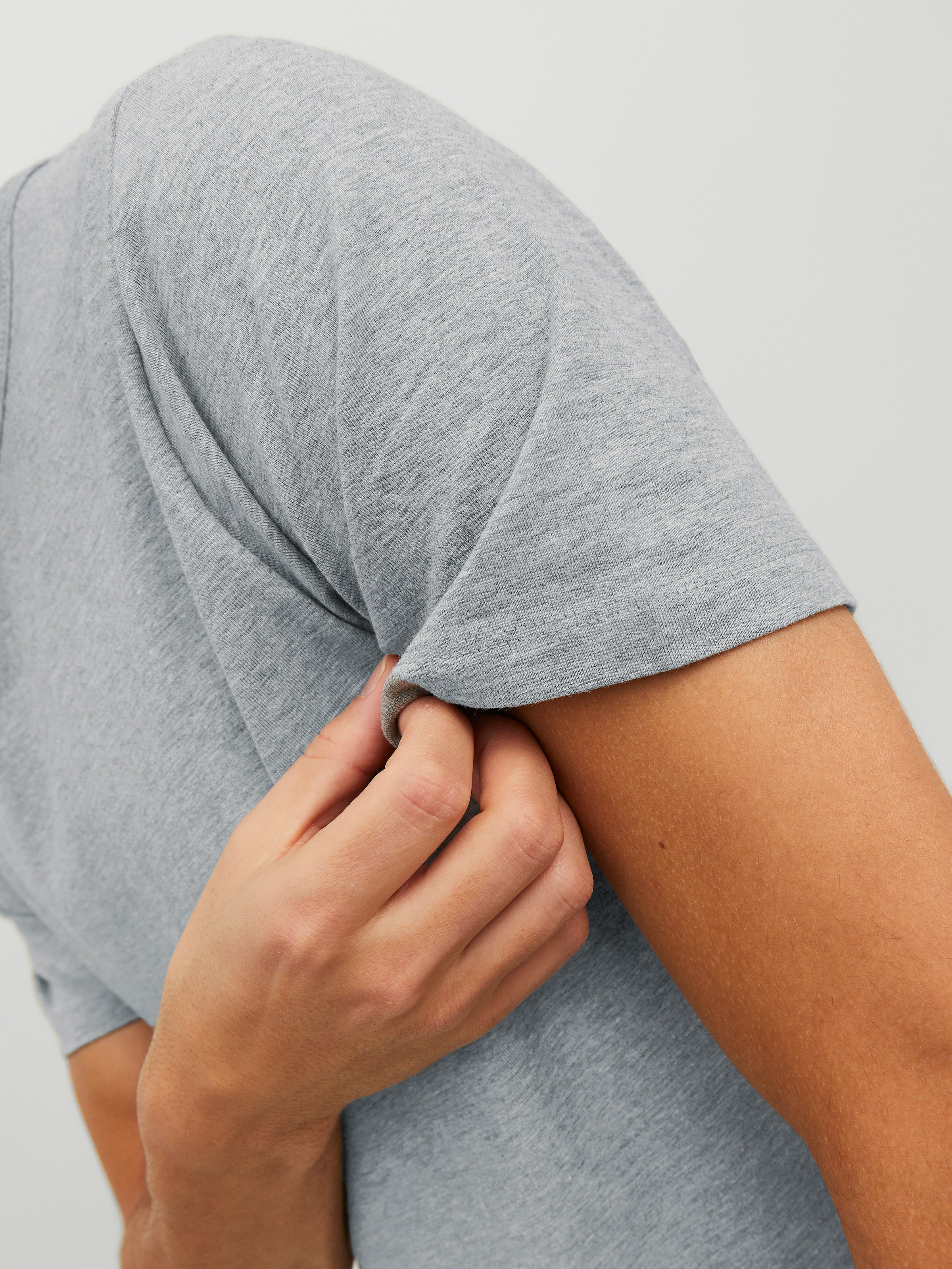 T-Shirt JACK & JONES "JJEBASIC mit schmaler Passform für jeden Tag", Herren, Gr. XXL, grau (light grau melange), Jersey, Obermaterial: 92% Baumwolle, 8% Elasthan, unifarben, schmal hüftlang, Rundhals, gerader Abschluss, Shirts T-Shirt, unifarben, modisch, 3