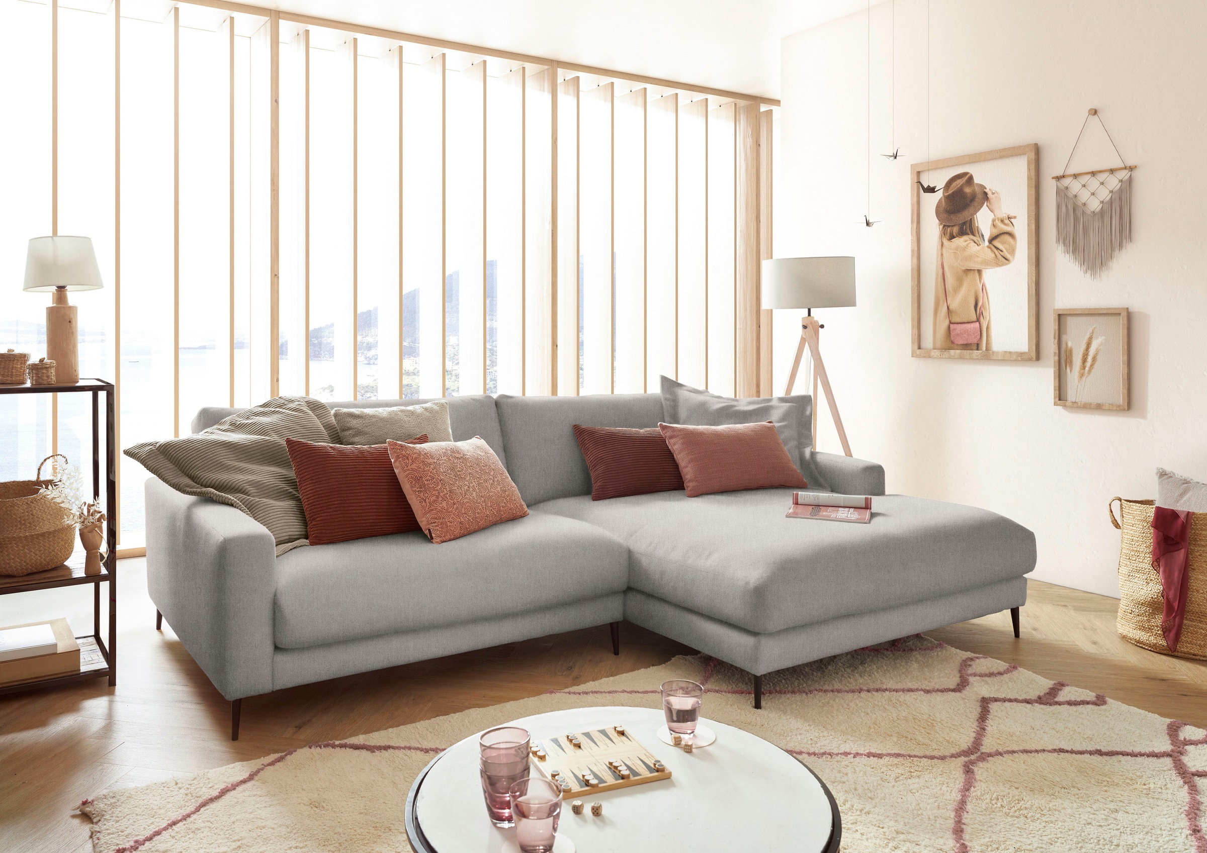 INOSIGN Ecksofa »Downtown, B/T/H: 272/190/84 cm L-Form«, weicher Sitzkomfort auch in Cord und Bouclé, incl. Zierkissen