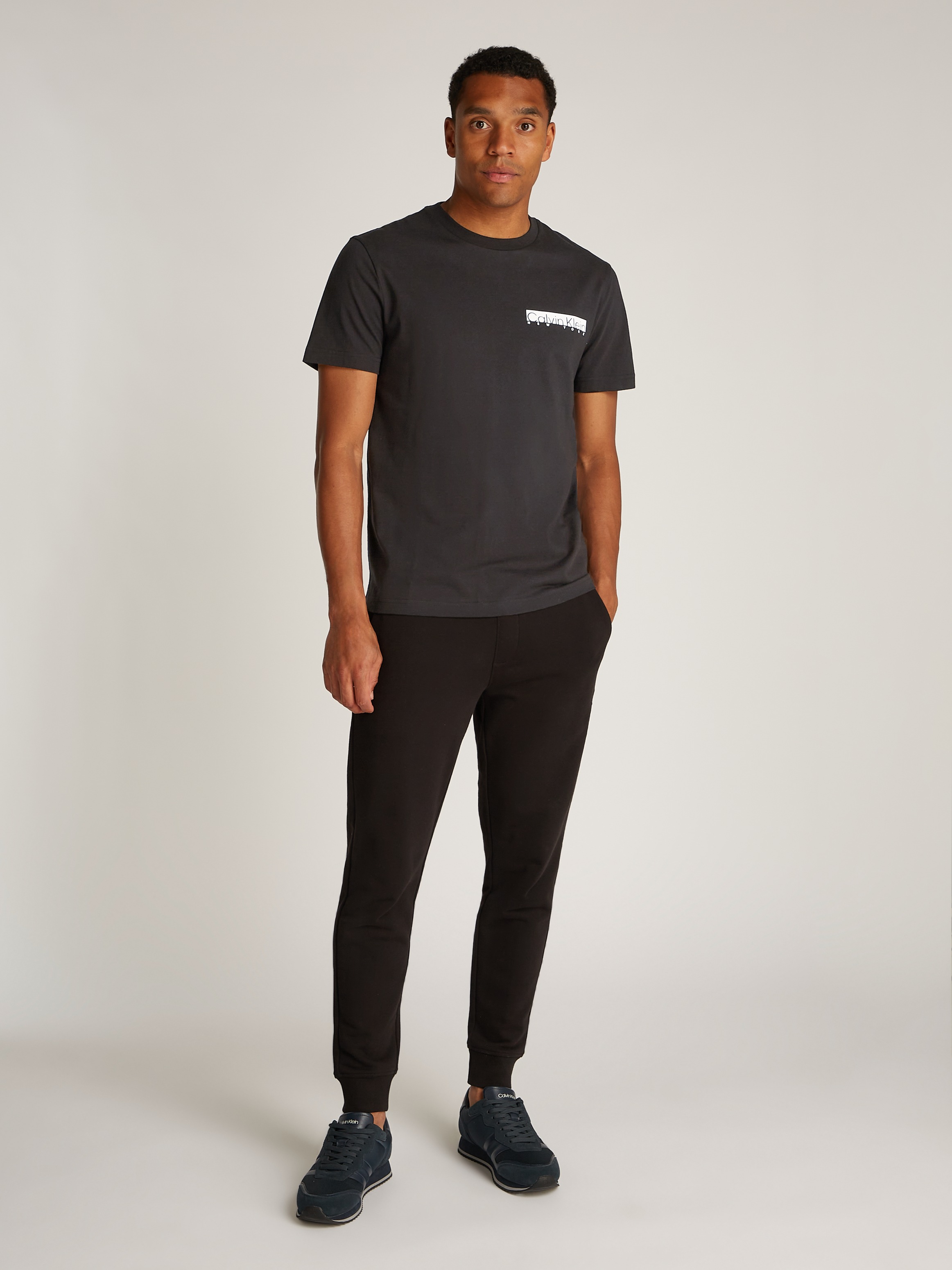 Calvin Klein Rundhalsshirt »NY CHEST BOX LOGO T-SHIRT« mit Logoprint
