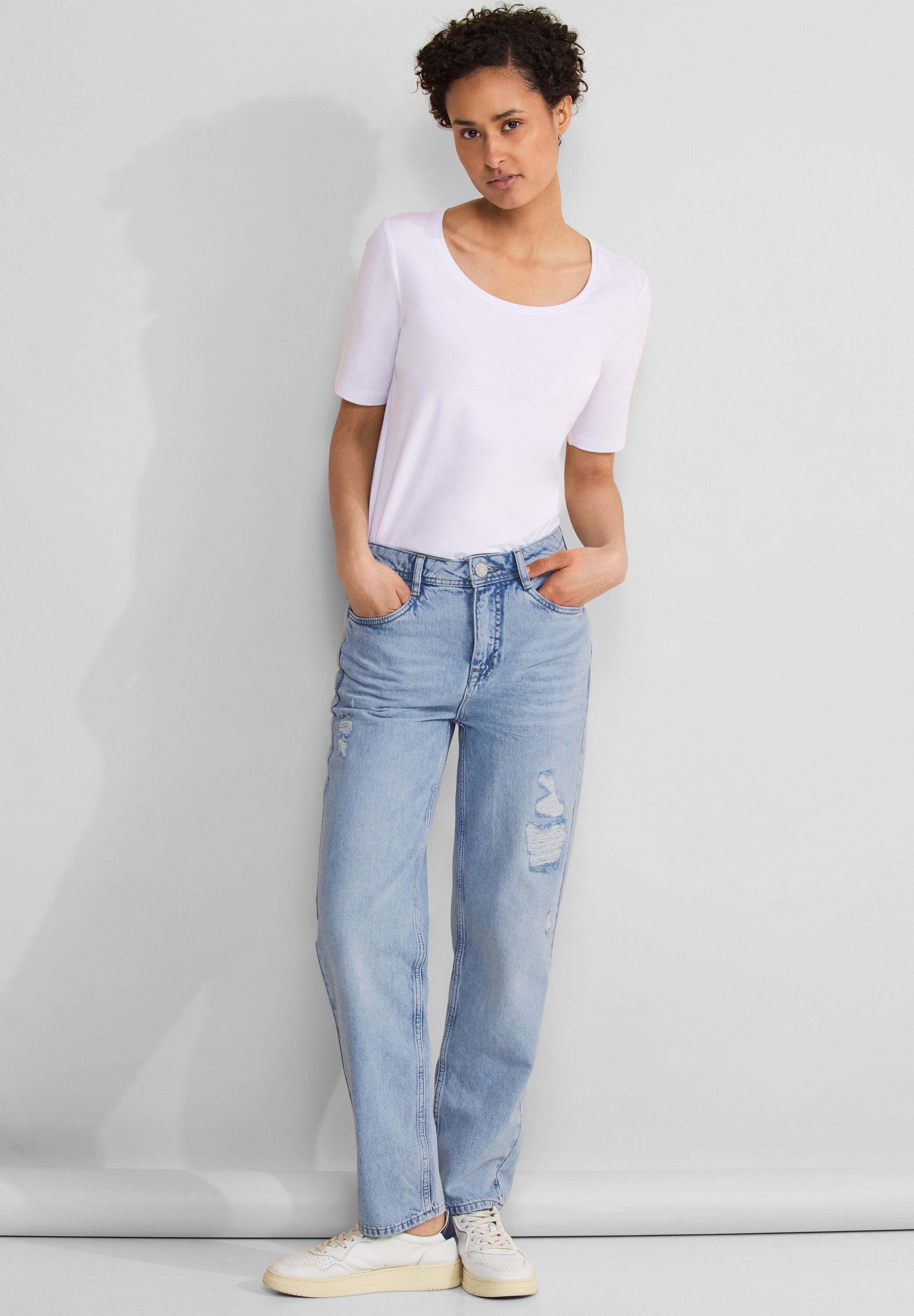 STREET ONE Straight-Jeans, mit Löcher-Used-Look