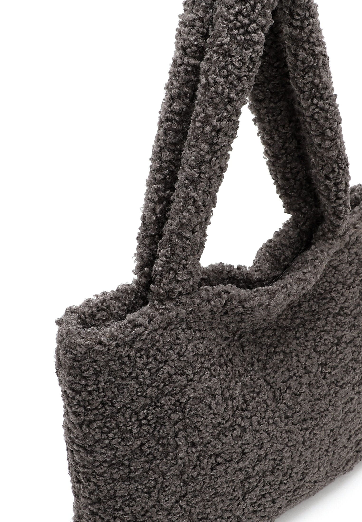 EMILY & NOAH Shopper »Shopper E&N Cergy RUE 09«