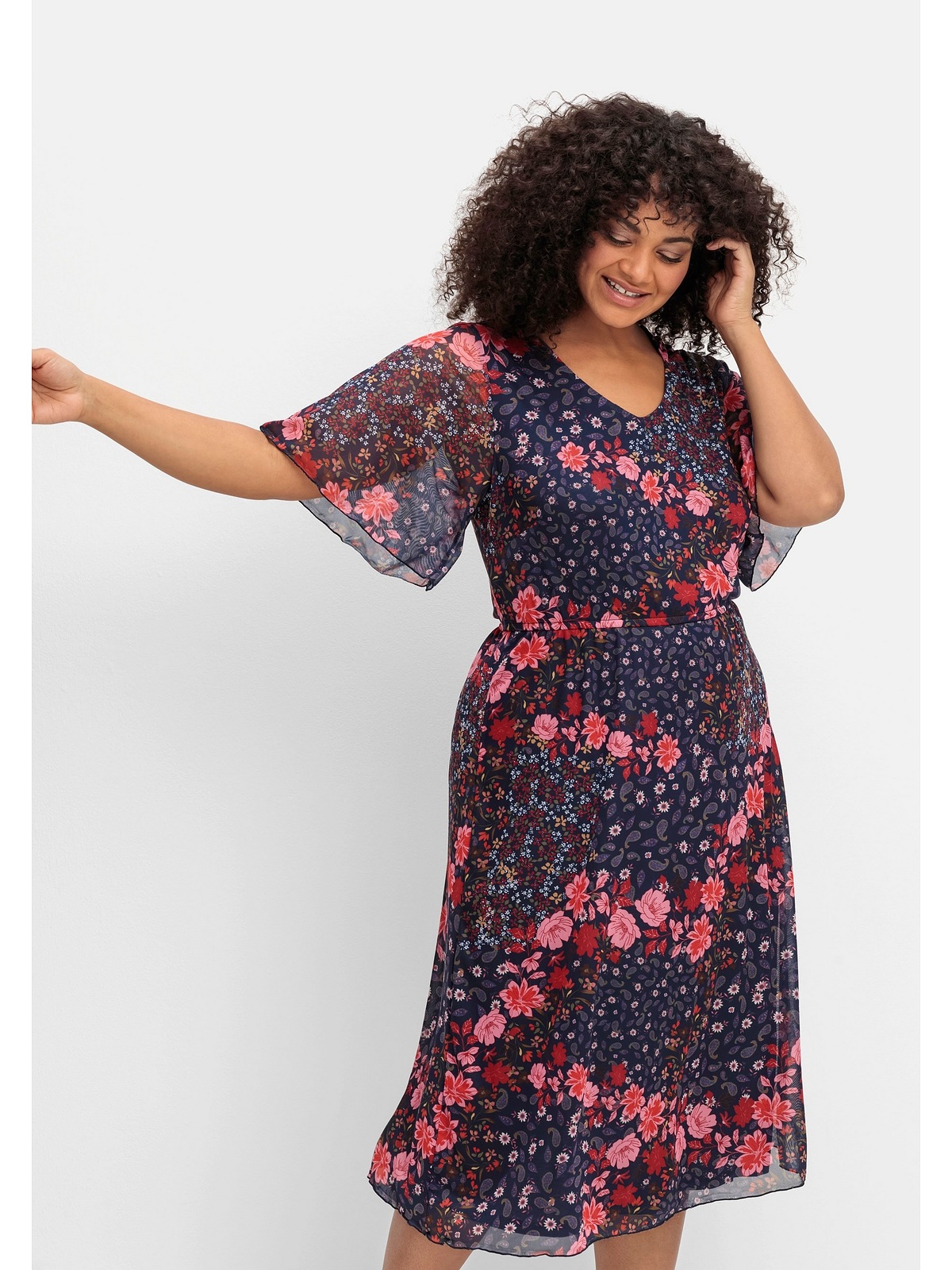 sheego by Joe Browns Sommerkleid »Große Größen«, mit Blumendruck und blickdichtem Futter