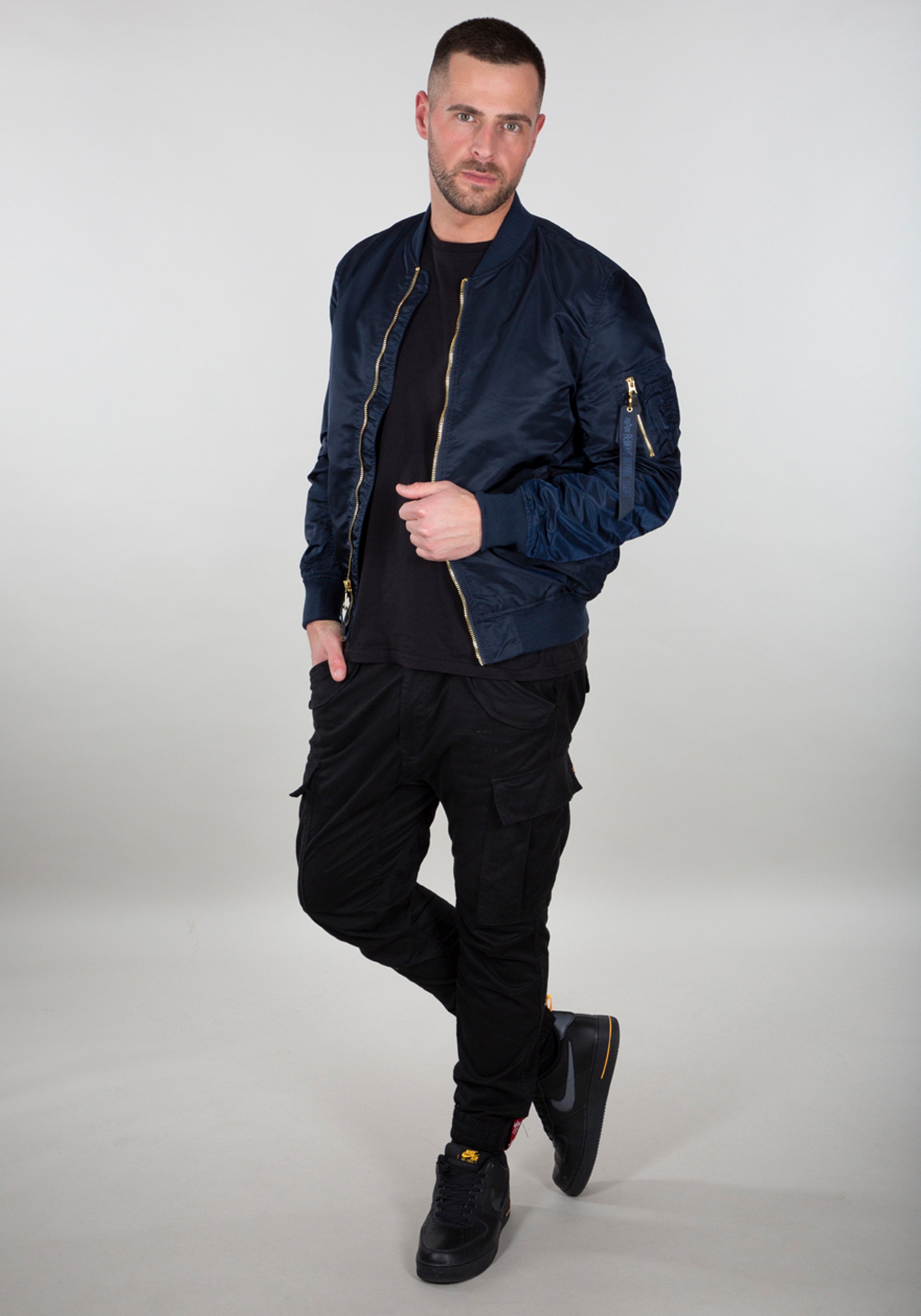 Alpha Industries Bomberjacke "MA-1 VF Light" günstig online kaufen