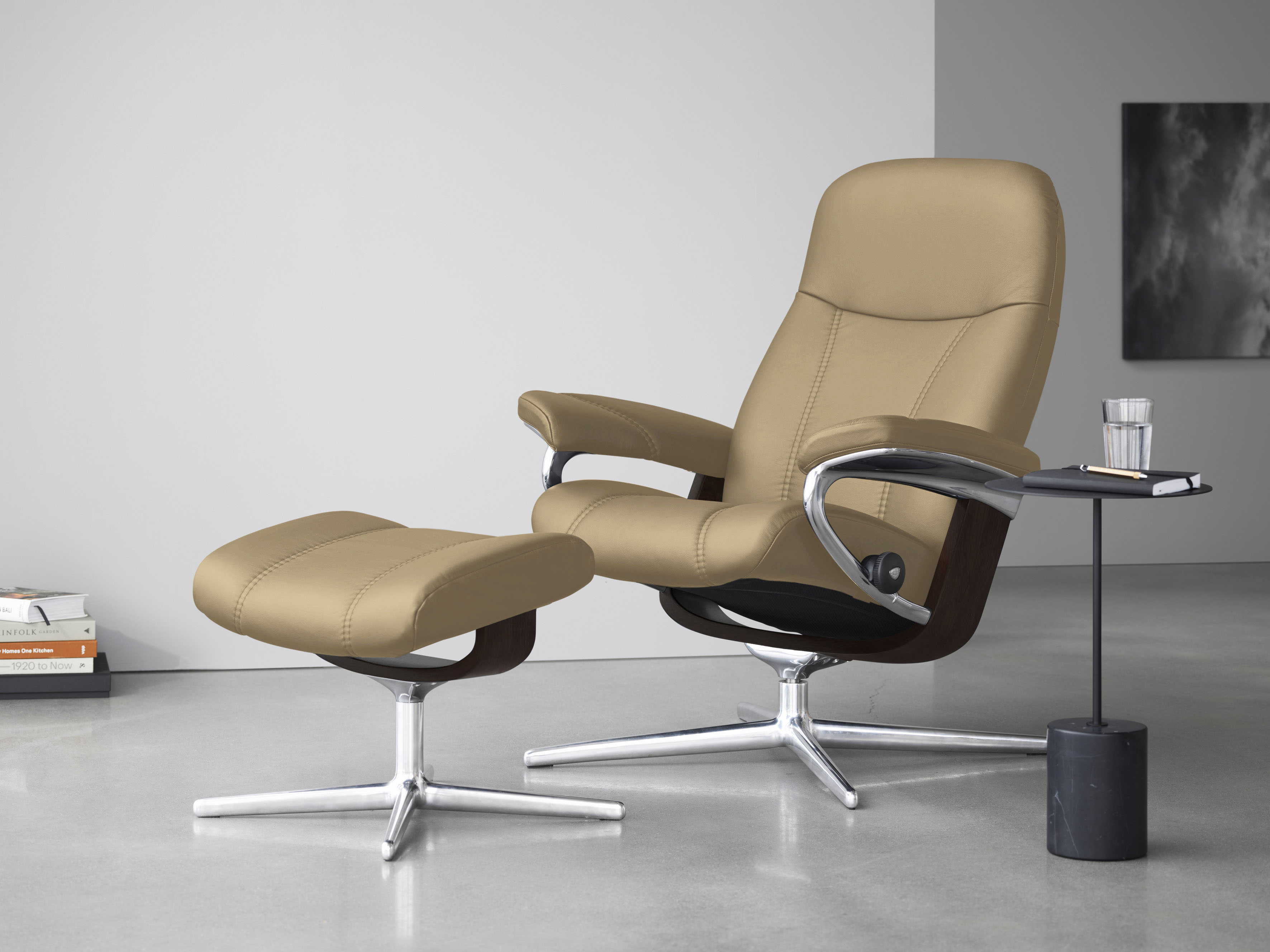 Stressless Relaxsessel "Consul" mit Cross Base, Größe S, M & L, Holzakzent Braun