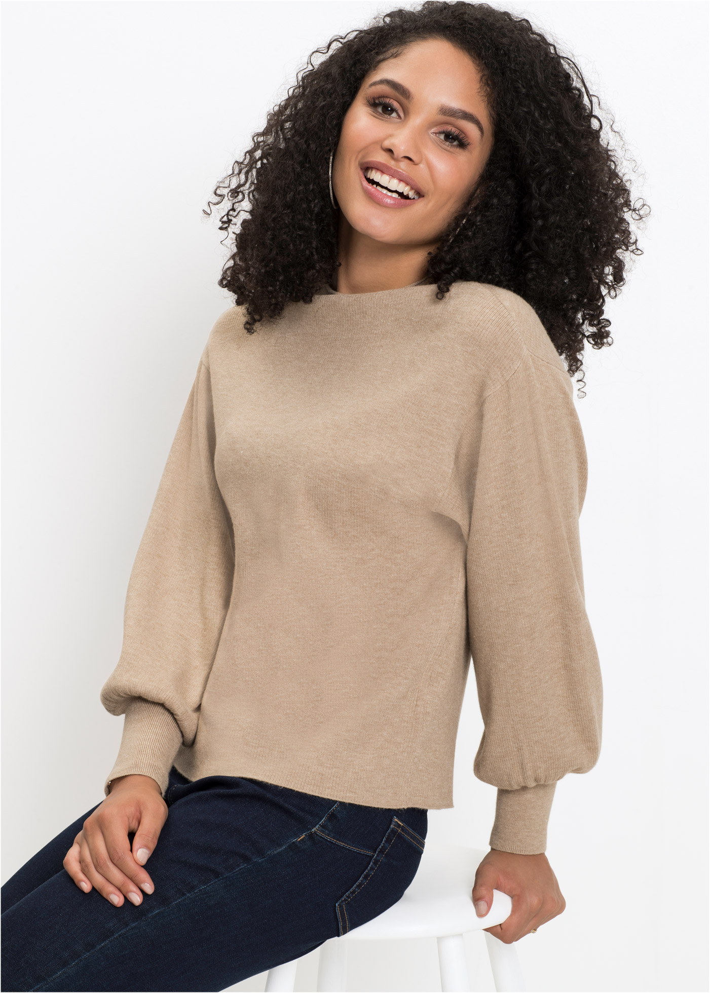 bonprix Strickpullover "Oversize-Pullover aus Viskose-Mix" mit Stehkragen, hüftlange Form, ohne Verschluss, bequeme Passform