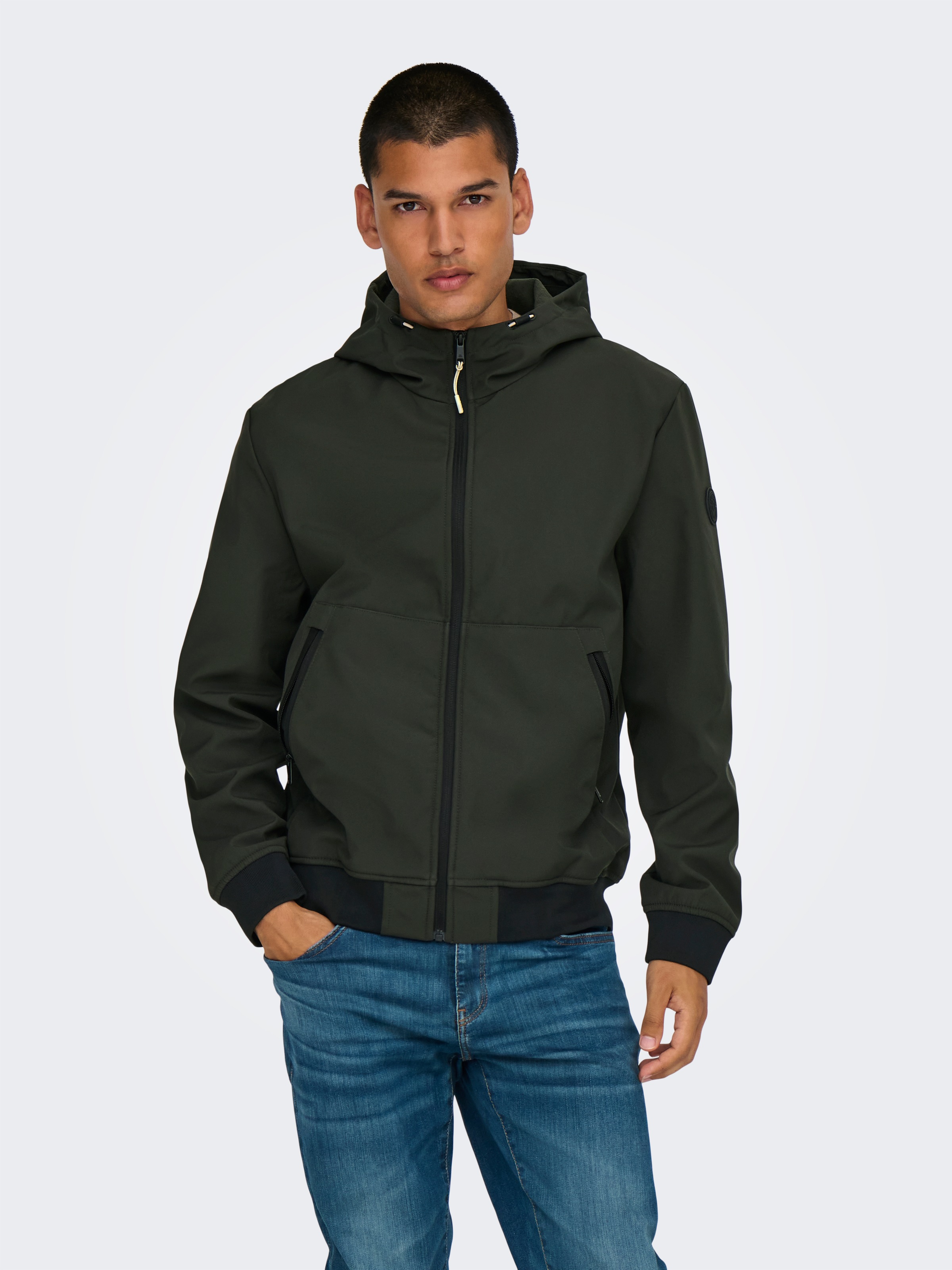 ONLY & SONS Softshelljacke "ONSBOWIE SOFTSHELL BOMBER NOOS" mit Kapuze günstig online kaufen