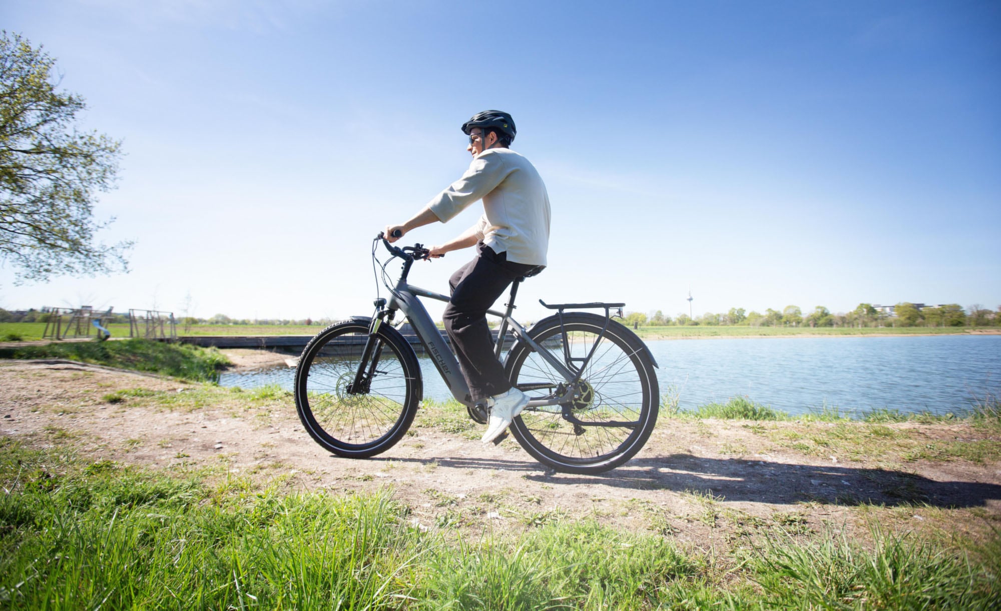 FISCHER Fahrrad »VIATOR MOVE 01 474 D« 8 Gang Shimano Acera RD-M3020-8 Schaltwerk Heckmotor