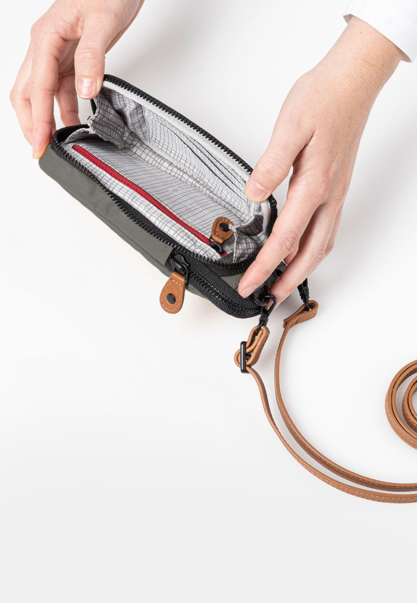aunts & uncles Handytasche »Aunts & Uncles Phone bag Uji«