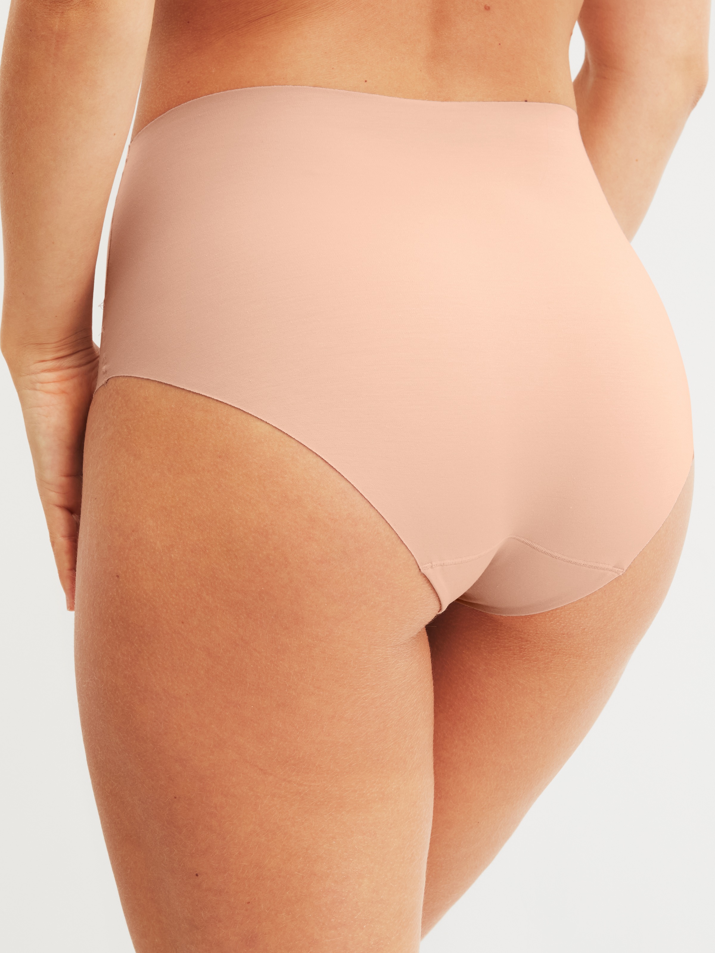 CALIDA High-Waist-Slip »Natural Skin« mit hohem Bund, flache Abschlüsse, Interlock-Qualität