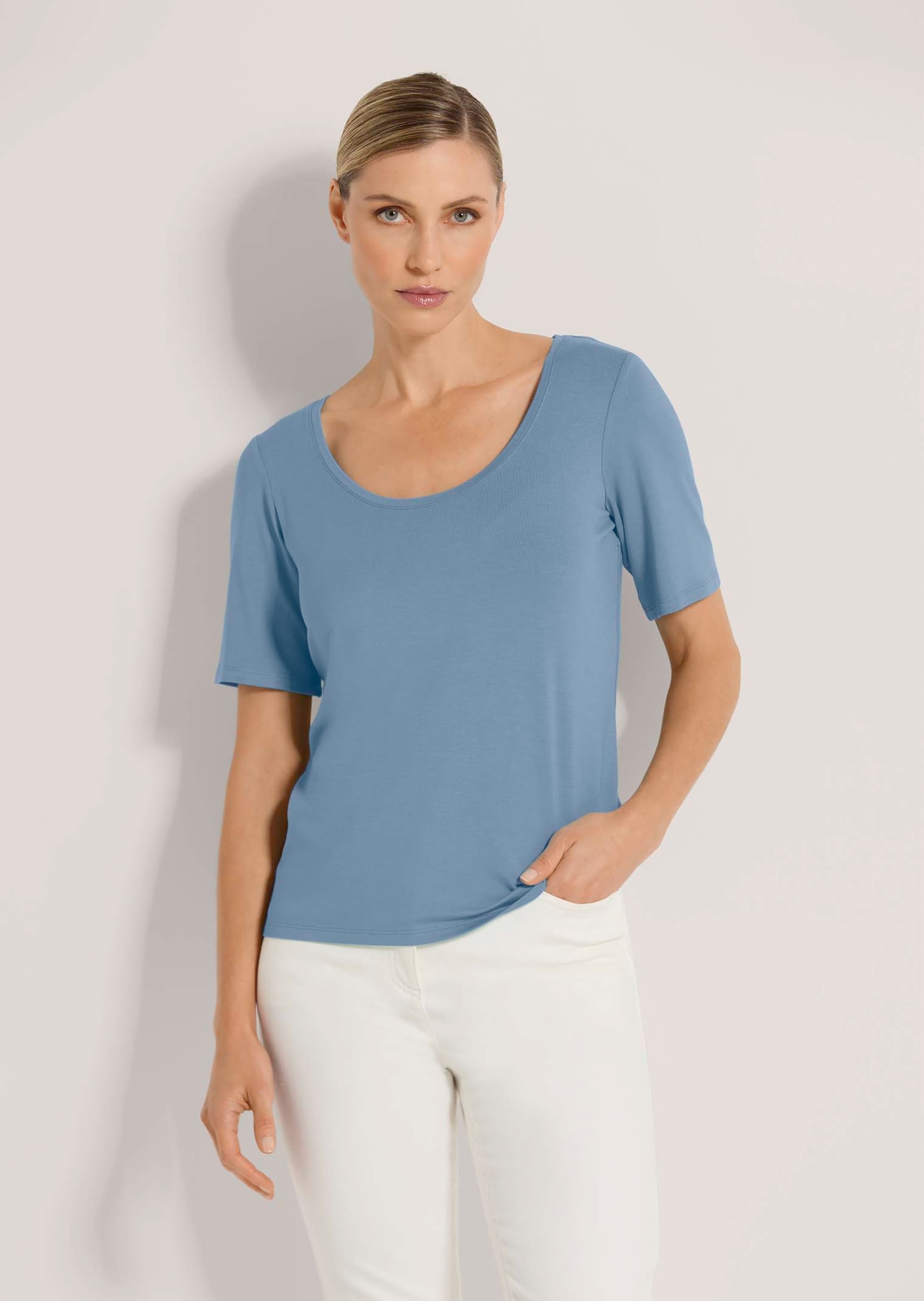 Thumbnail - MADELEINE Kurzarmshirt "Shirt Sommerliches Basicshirt mit Rundhalsausschnitt"