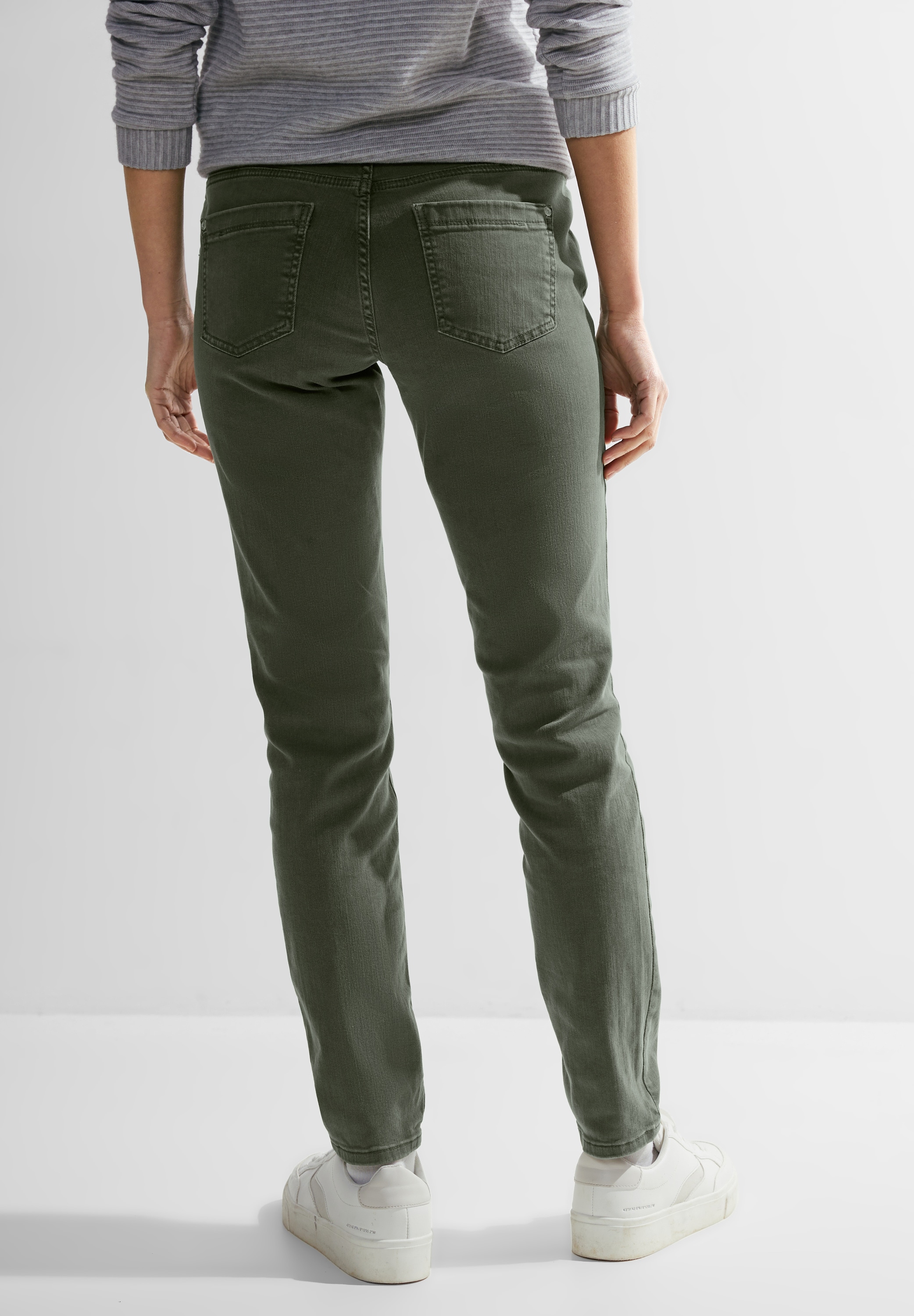 Cecil Comfort-fit-Jeans, im Colour Look