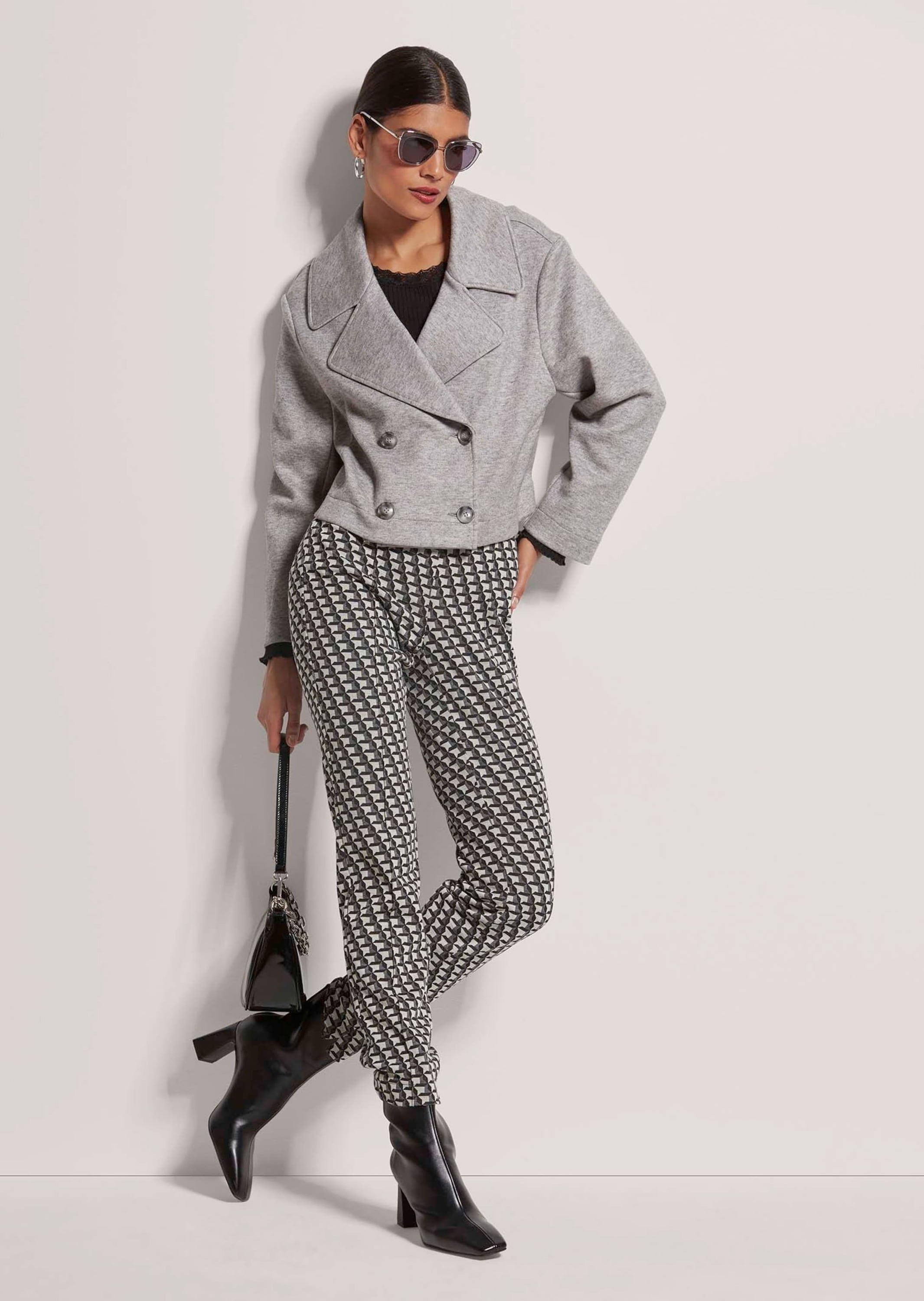 MADELEINE Jerseyblazer »Blazer Zweireihiger Kurzblazer«