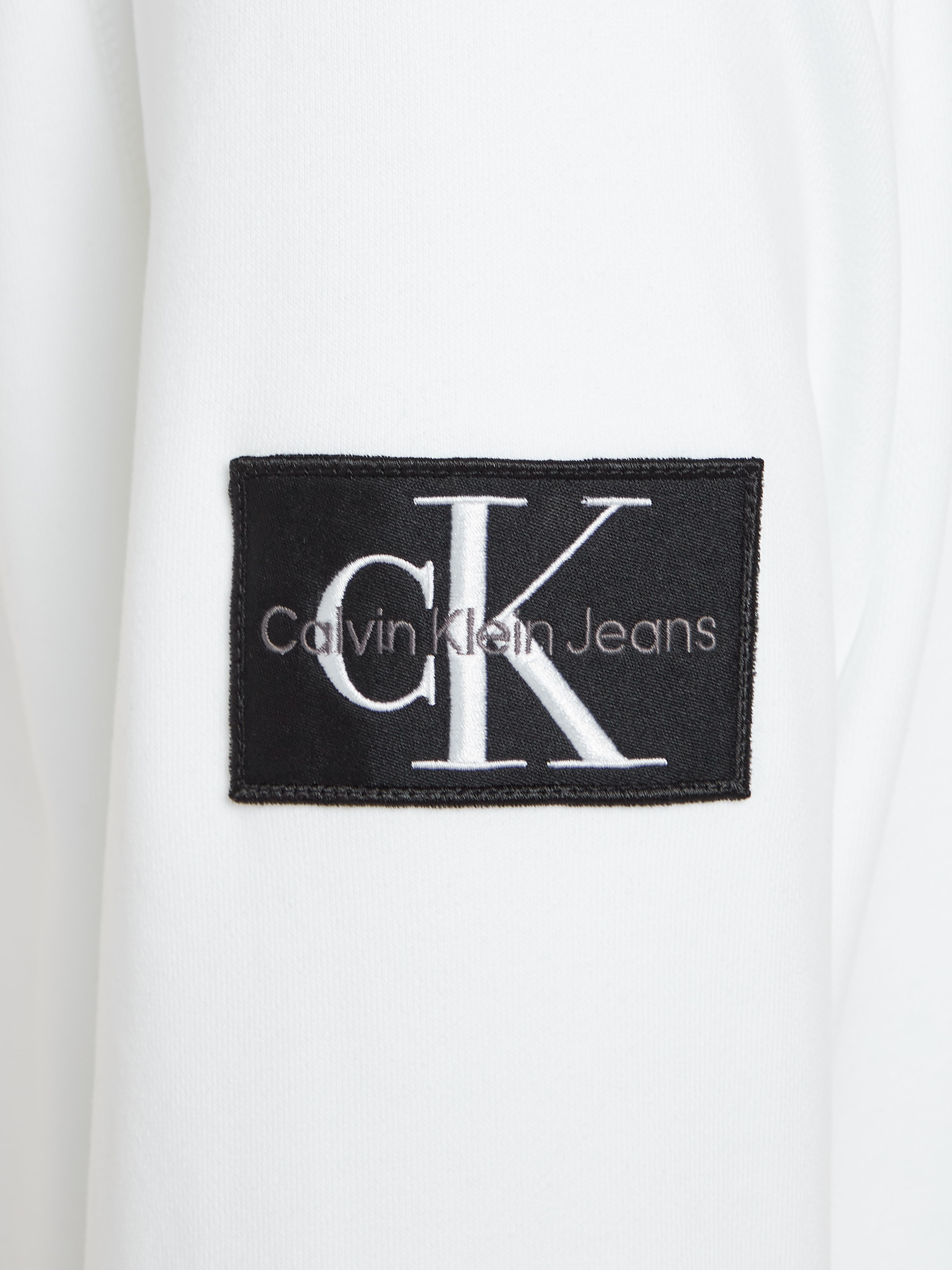 Elektronikgeschäft Calvin Klein Jeans Sweatshirt ▷ NECK« kaufen CREW »BADGE BAUR 