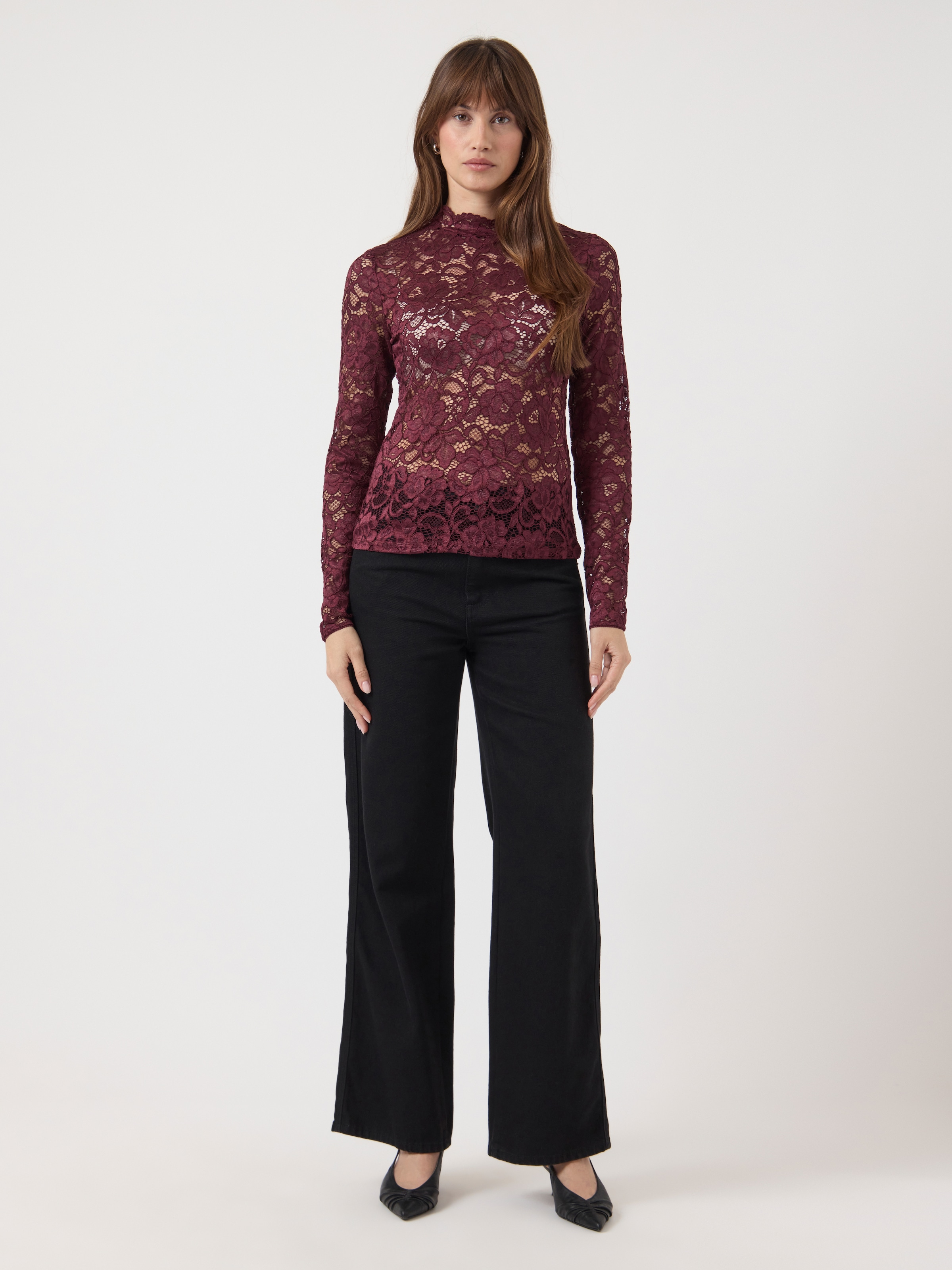 Y.A.S Langarmshirt »YASLACEY LS LACE TOP S. NOOS«