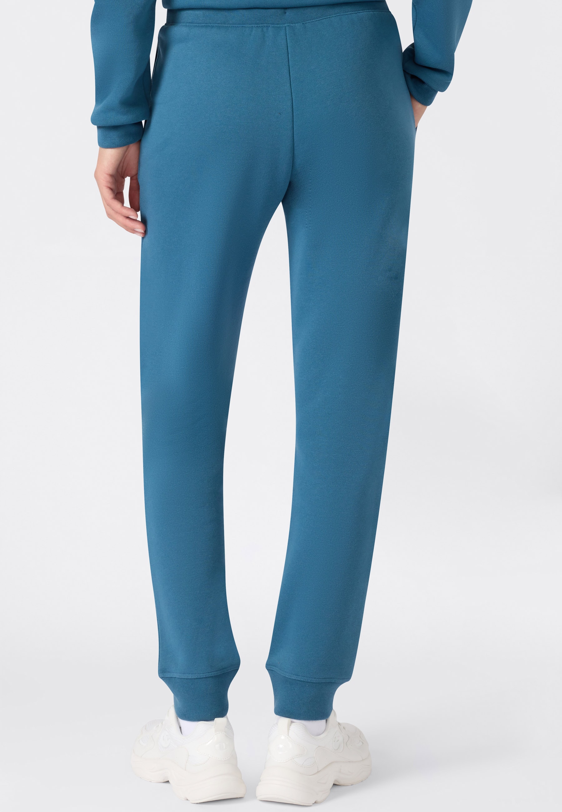 Champion Jogginghose »SPORTWEAR JOGGERS Slim Fit«  im Slim Fit, formstabile Qualität, aus Baumwolle und Polyester