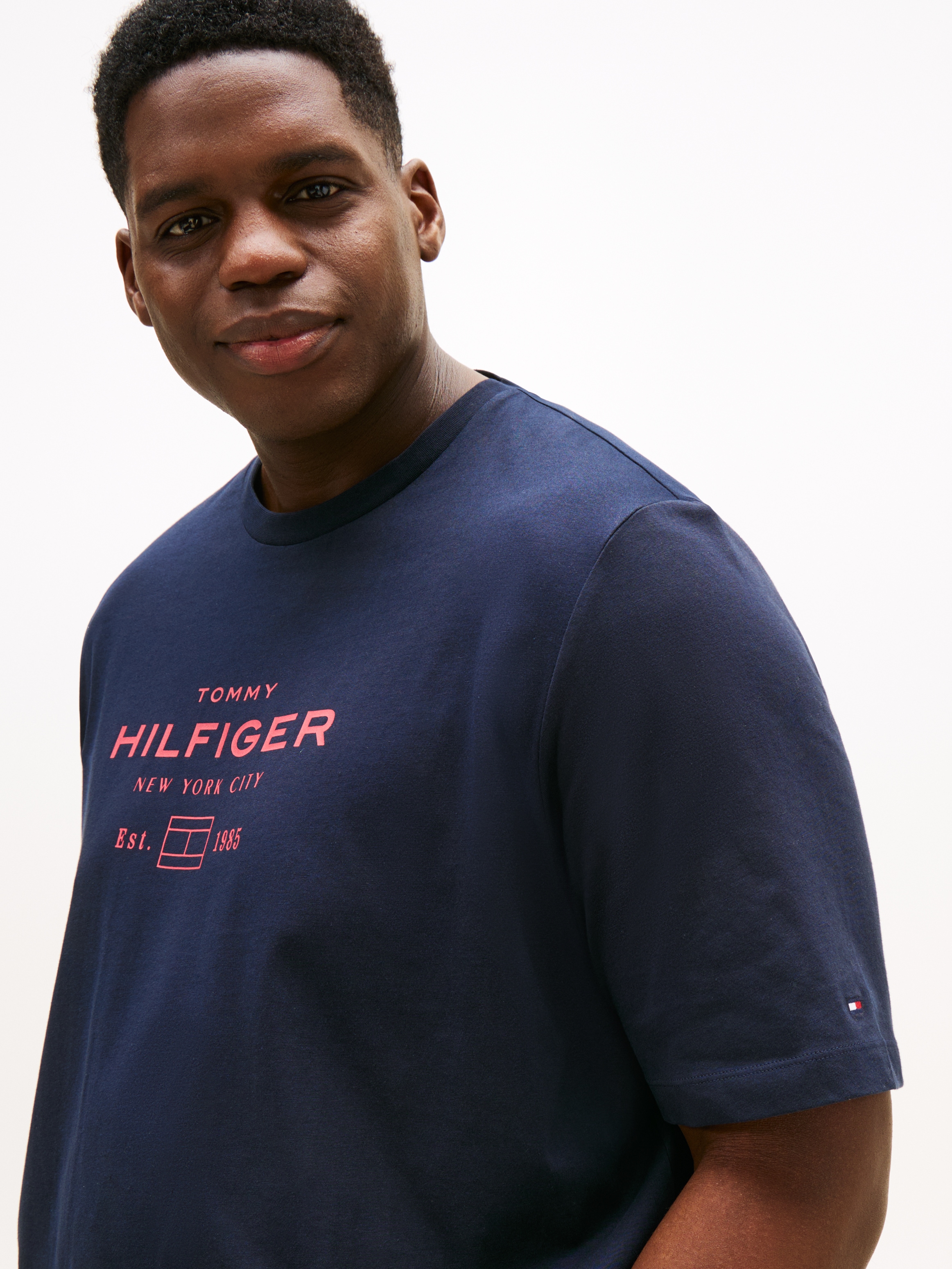 Tommy Hilfiger Big & Tall T-Shirt »HILFIGER STACK GRAPHIC TEE«, Große Größen
