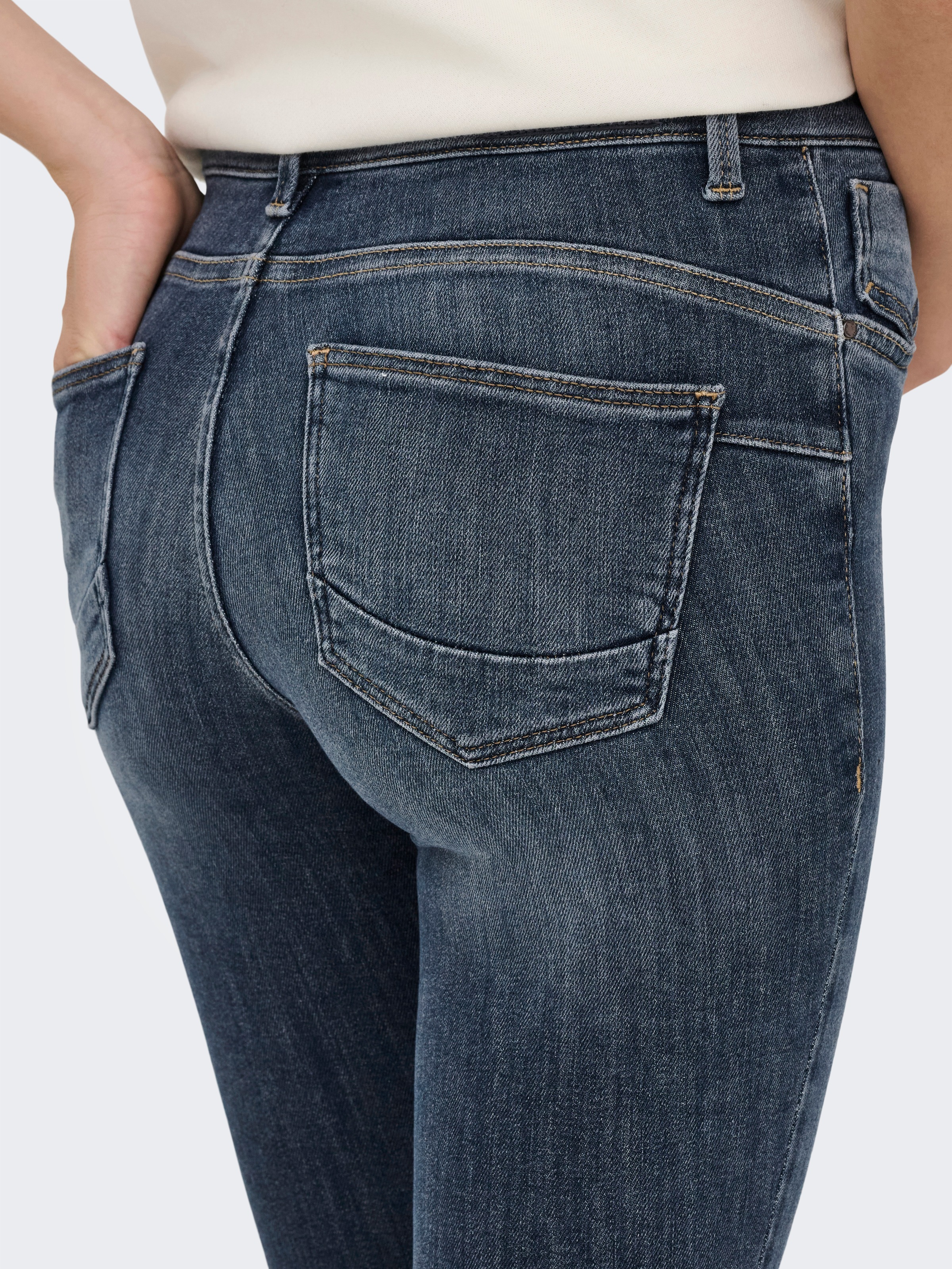 Thumbnail - ONLY Skinny-fit-Jeans "ONLPOWER MID SKIN PUSHUP DNM REA167 NOOS"