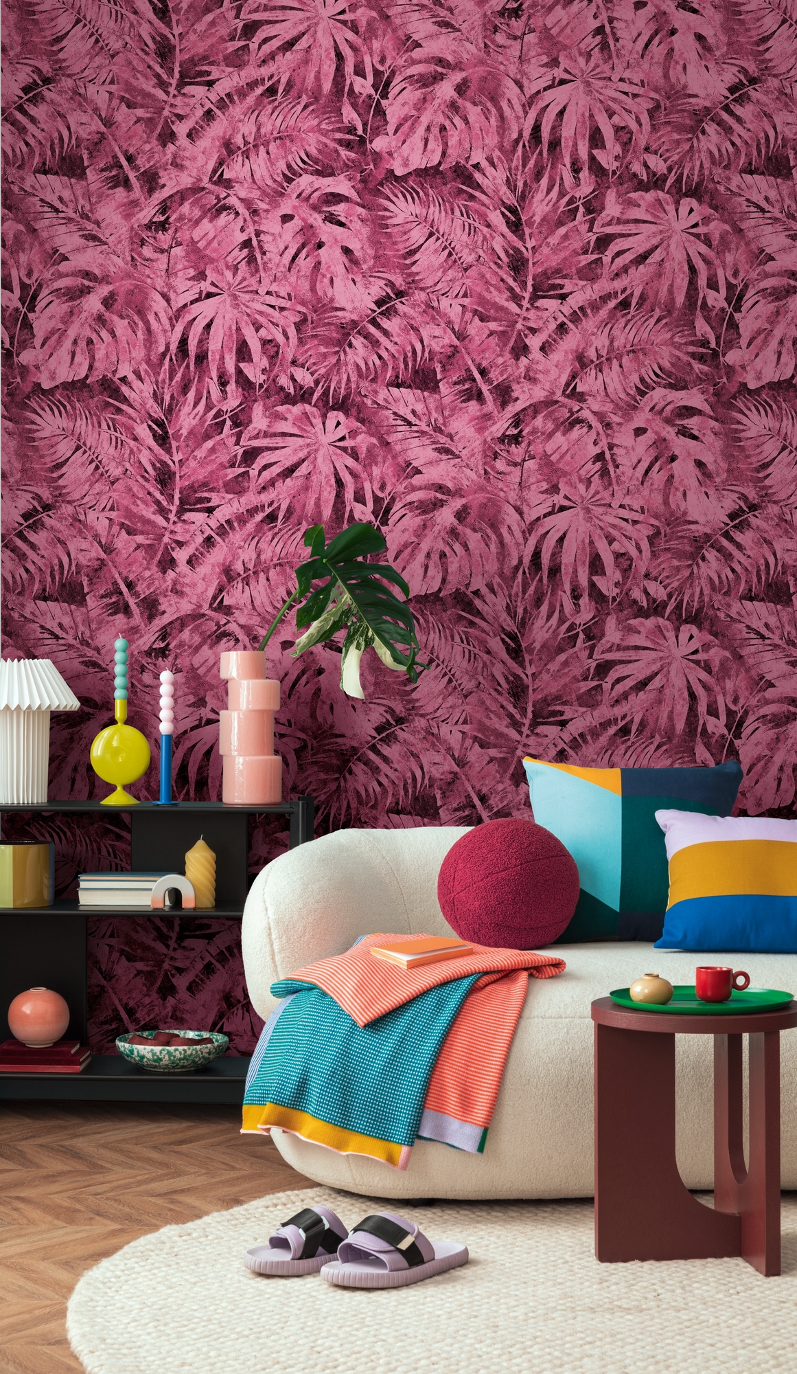 CosmoLiving by Cosmopolitan Vliestapete "Palma Magenta Fototapete erweiterbar" matt strukturiert Tropischer Dschungellook in Magenta
