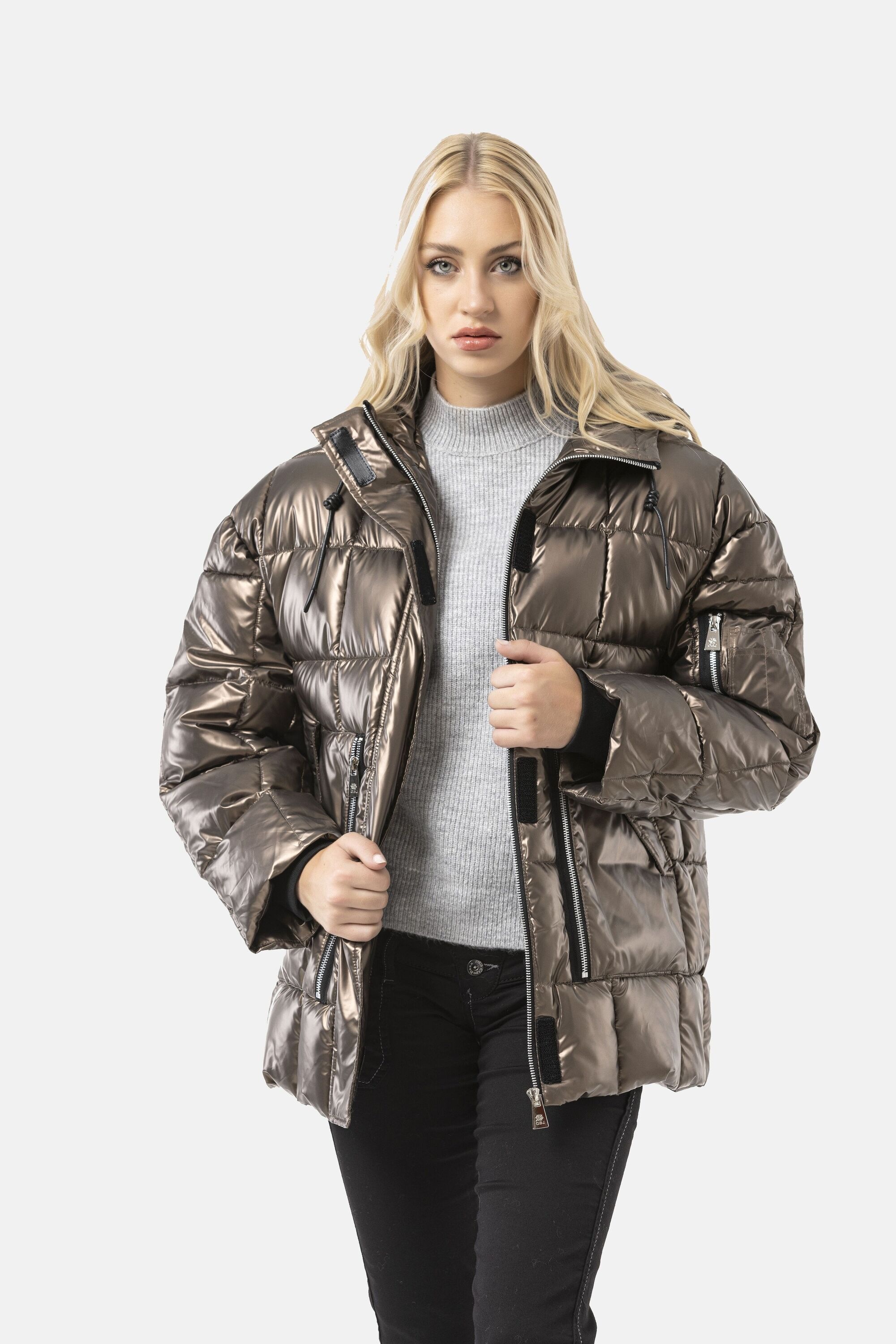 Cipo & Baxx Winterjacke "WM142" mit Kapuze Stilvoller Schutz für kalte Tage günstig online kaufen