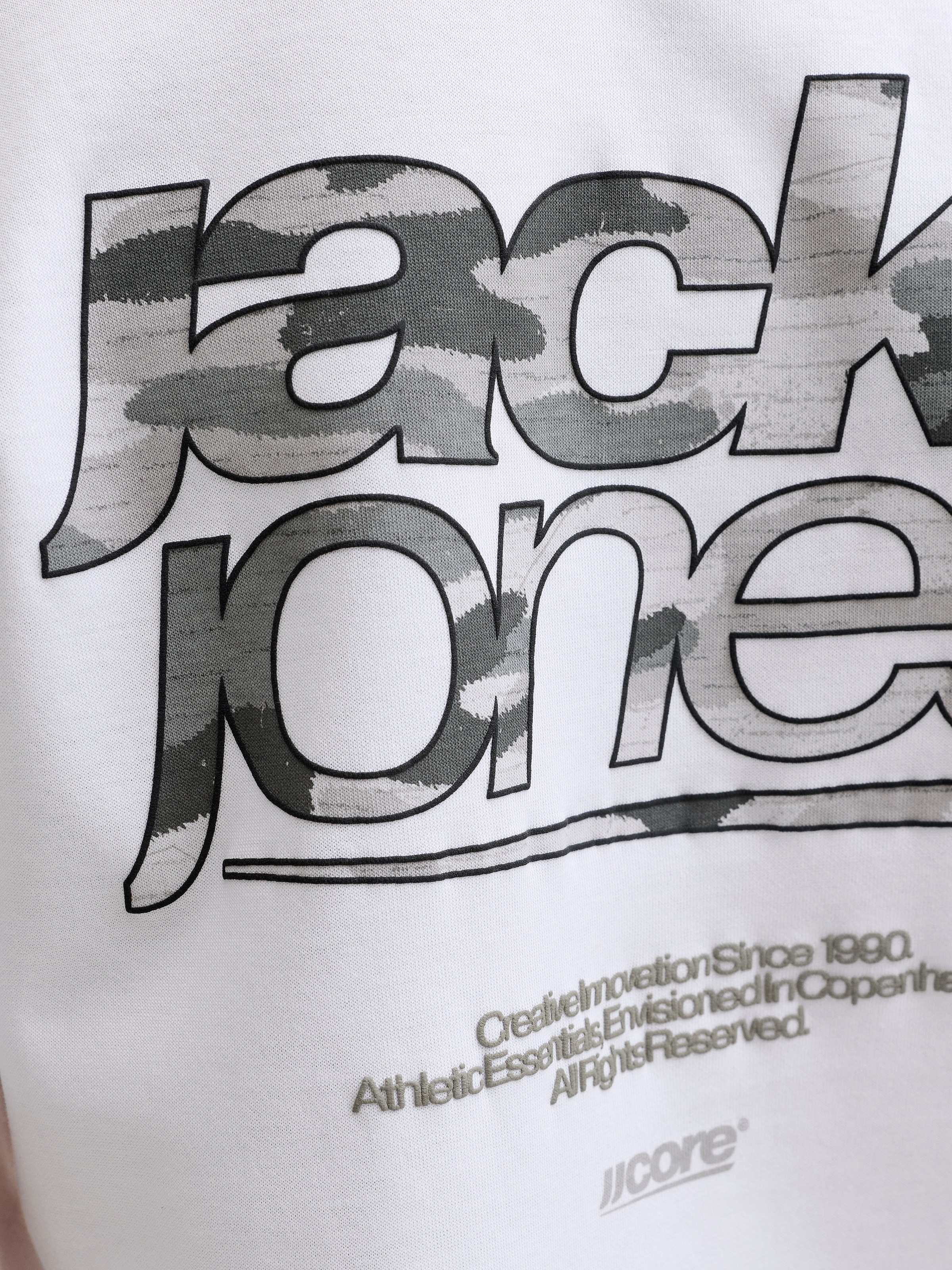 Thumbnail - Jack & Jones Junior T-Shirt "JCOBREEZE BACK PRINT TEE SS CN EA26 JNR"