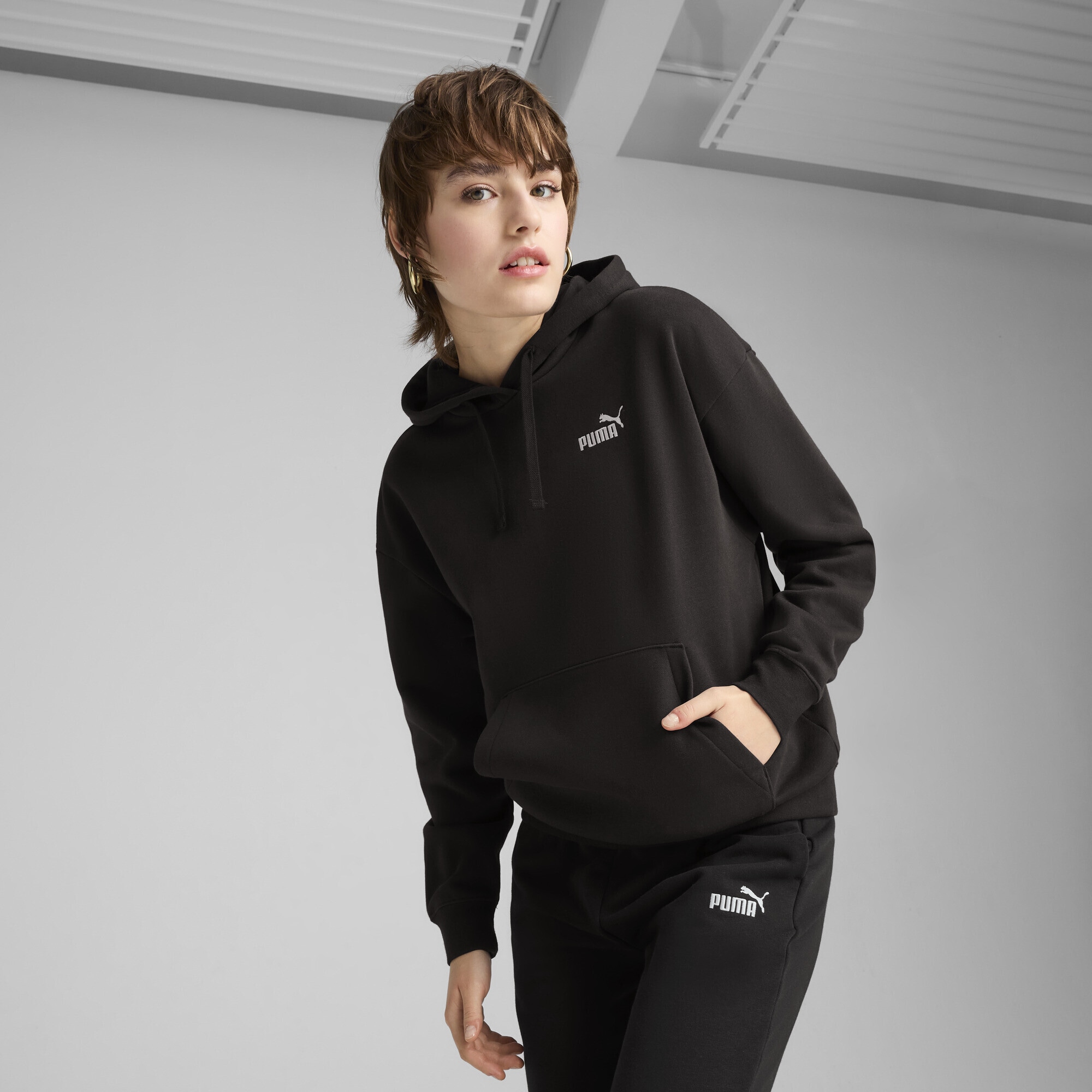 PUMA Hoodie »Essentials Small No. 1 Logo Comfort Hoodie Damen«