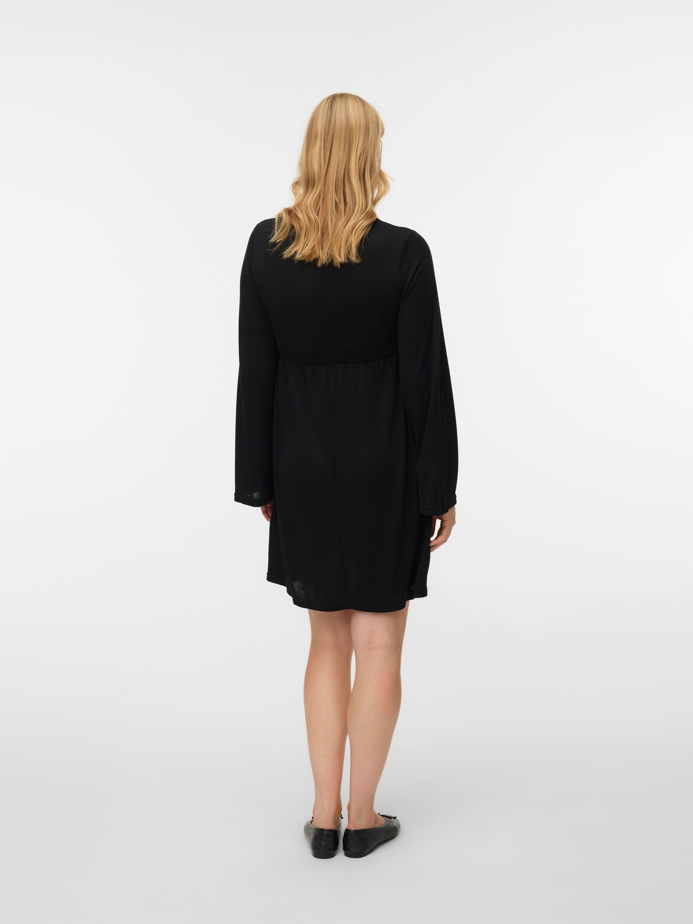 Mamalicious Umstandskleid »MLMAEVE TESS LS JRS DRESS 2F NOOS« Stilllage unter einem Wickeleffekt