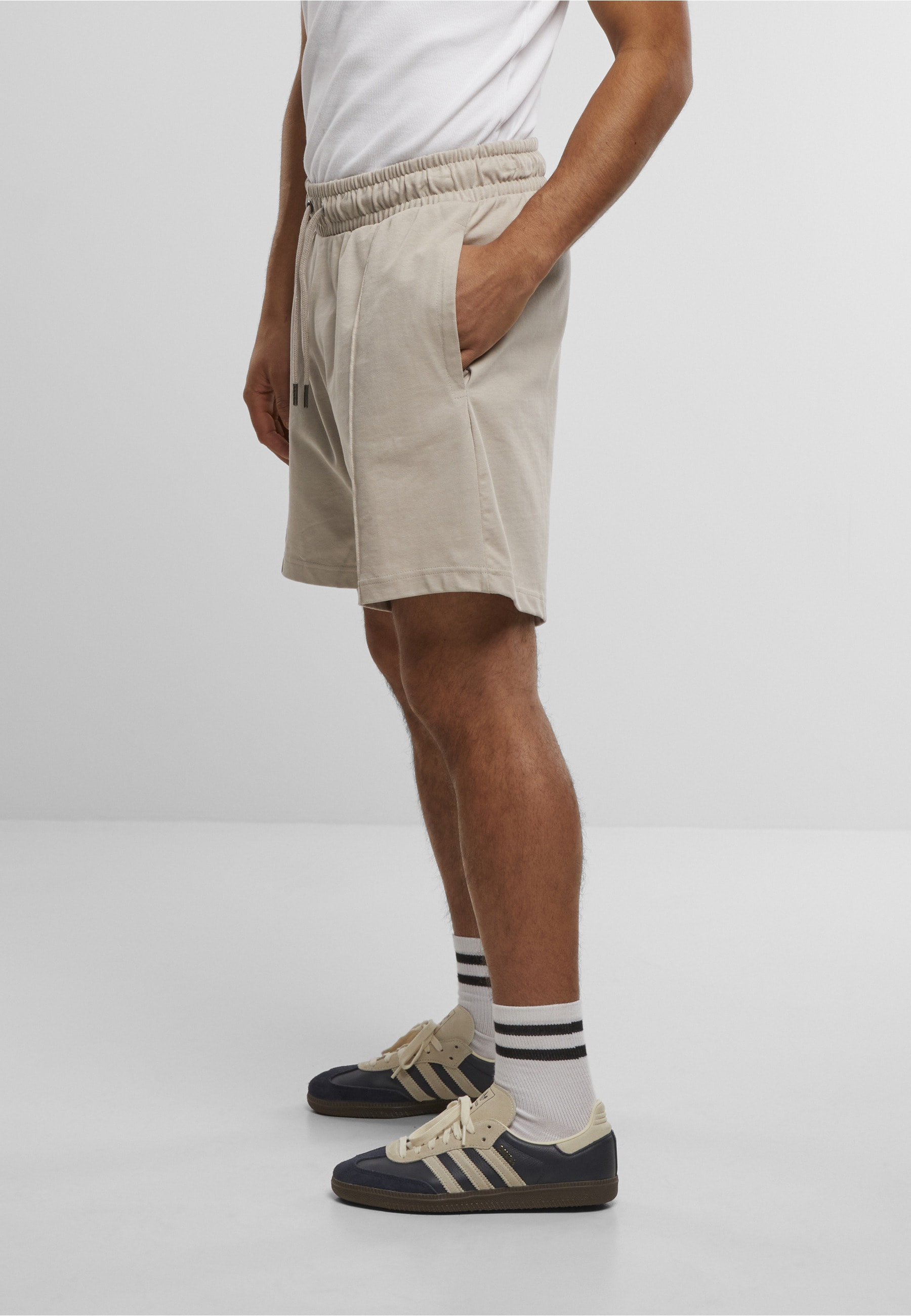 URBAN CLASSICS Sweatshorts »Urban Classics Heavy Jersey Pintuck Track Shorts«