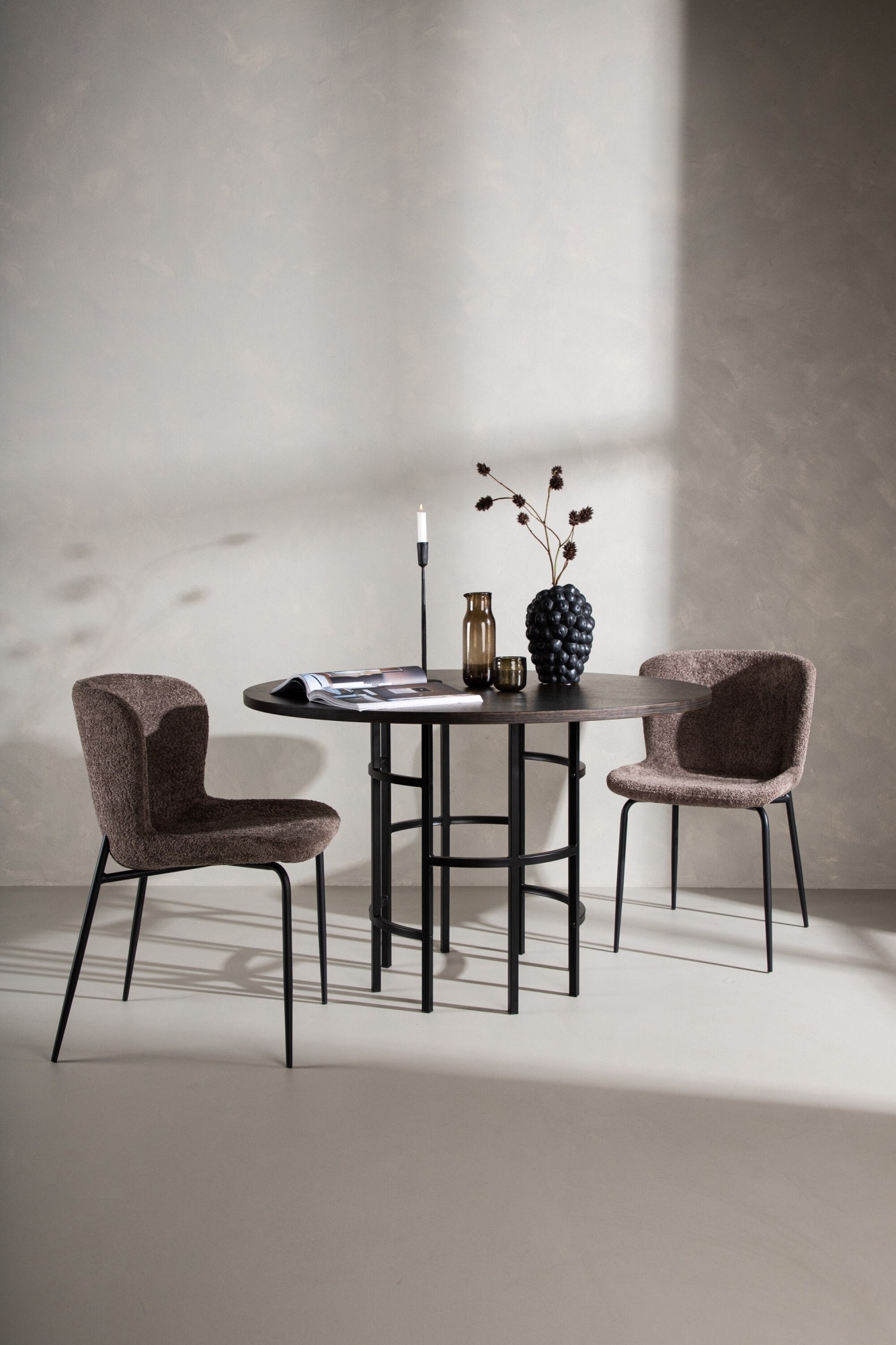 Venture Home Esstisch »Copenhagen, runder Esstisch in warmer Braunoptik, Ø 115 cm« Esszimmertisch, MDF, Furnier, rund, einladend, modern