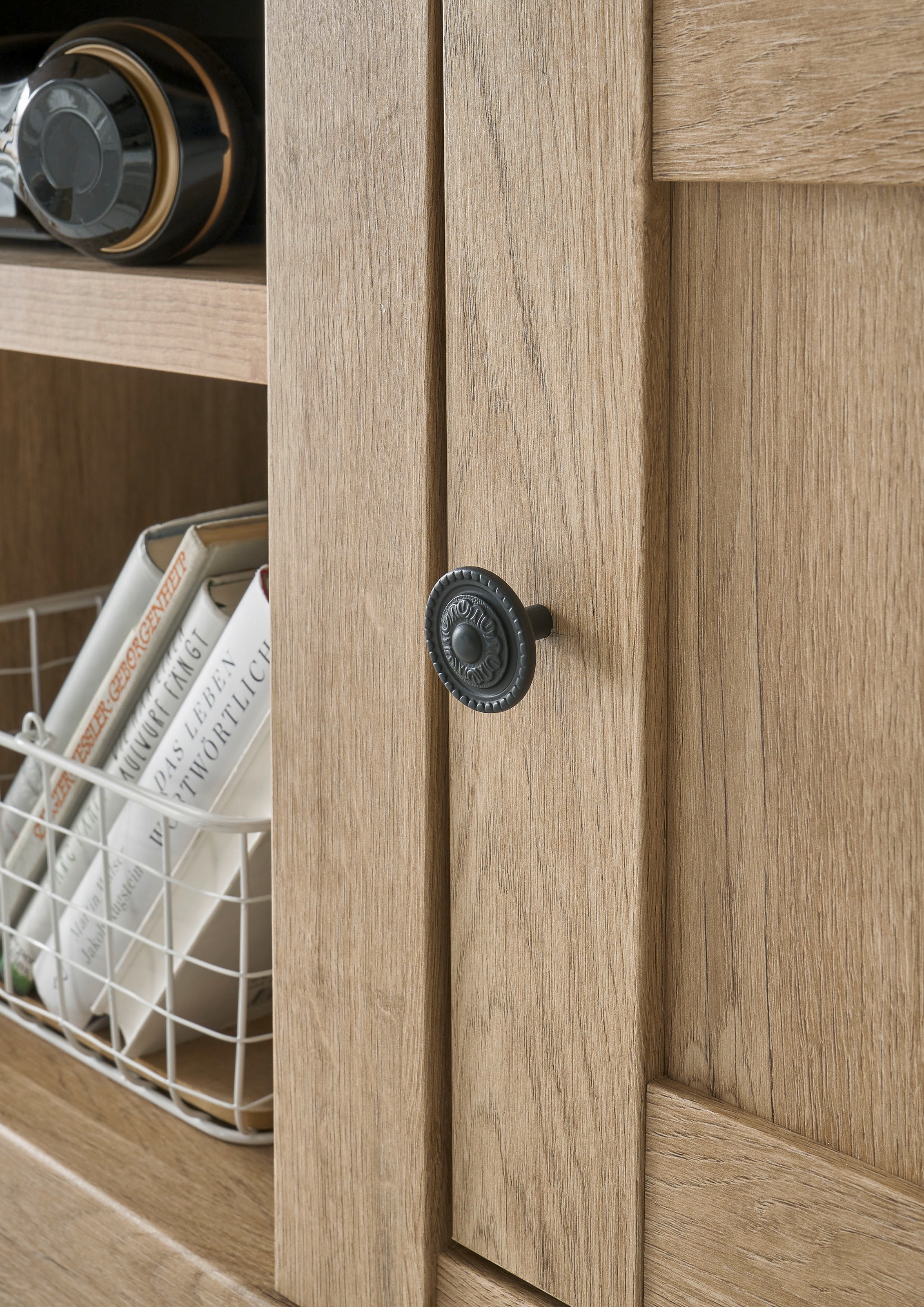 Home affaire Wohnwand »Cornwall, Anbauwand im Landhausstil, Wohnzimmer-Set, Eiche Dekor«, (Set, 2 St.), enthält Lowboard, Wandboard, Eiche Dekor, 152 cm breit