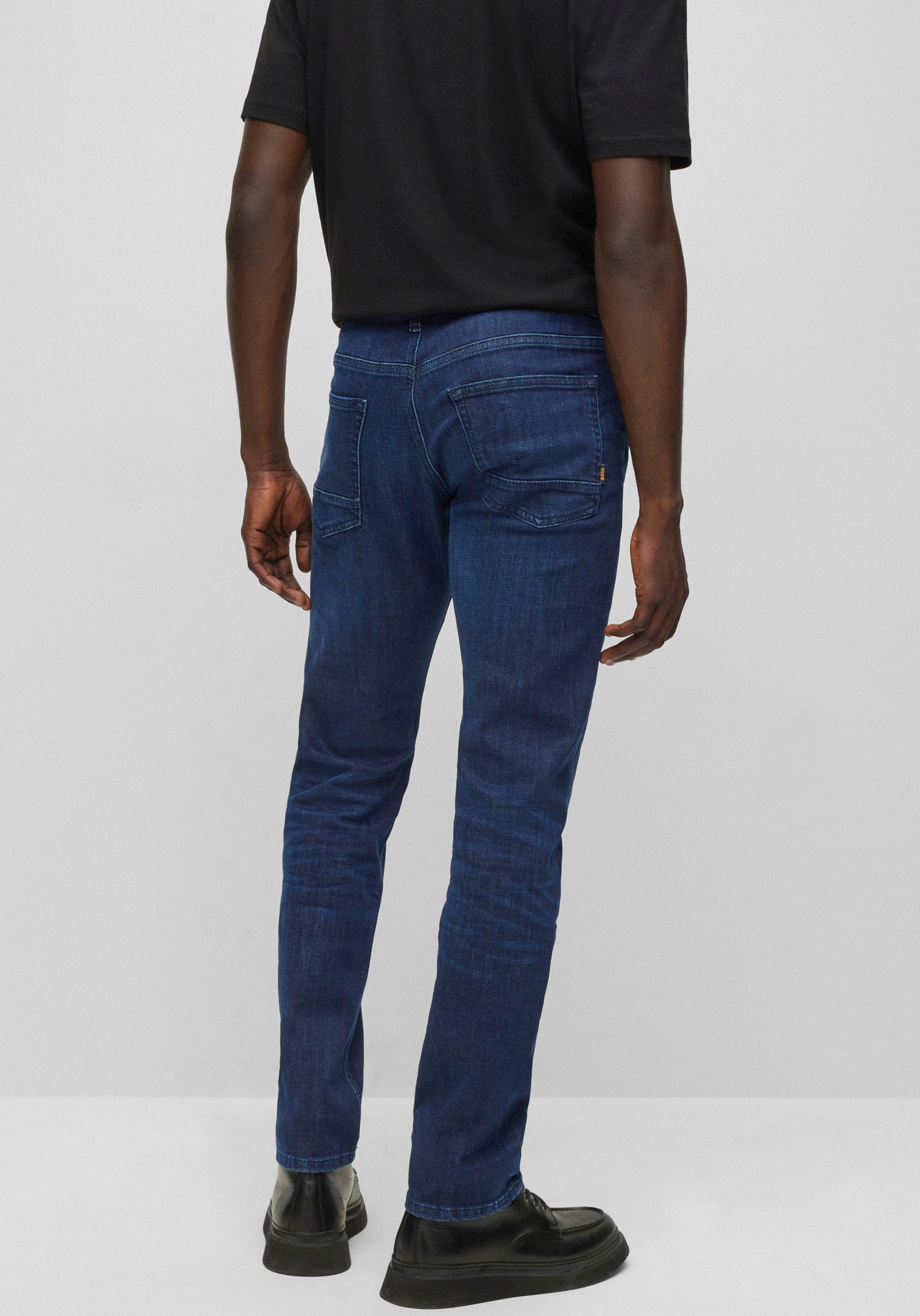 BOSS ORANGE Slim-fit-Jeans "Delaware BC-L-P", mit Leder-Badge günstig online kaufen