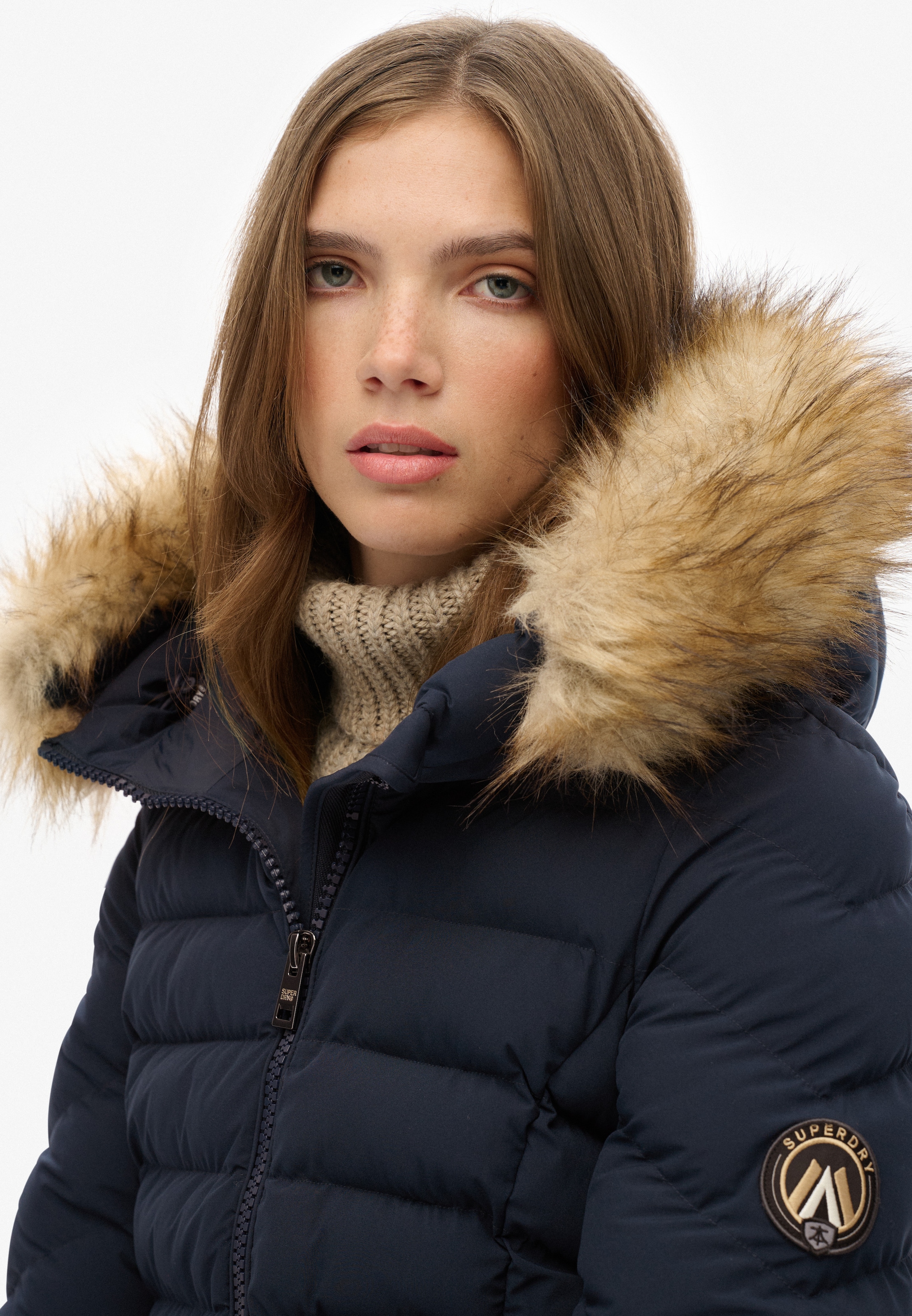 Superdry Steppjacke »FUJI FAUX FUR HOOD PADDED JKT« mit Kapuze