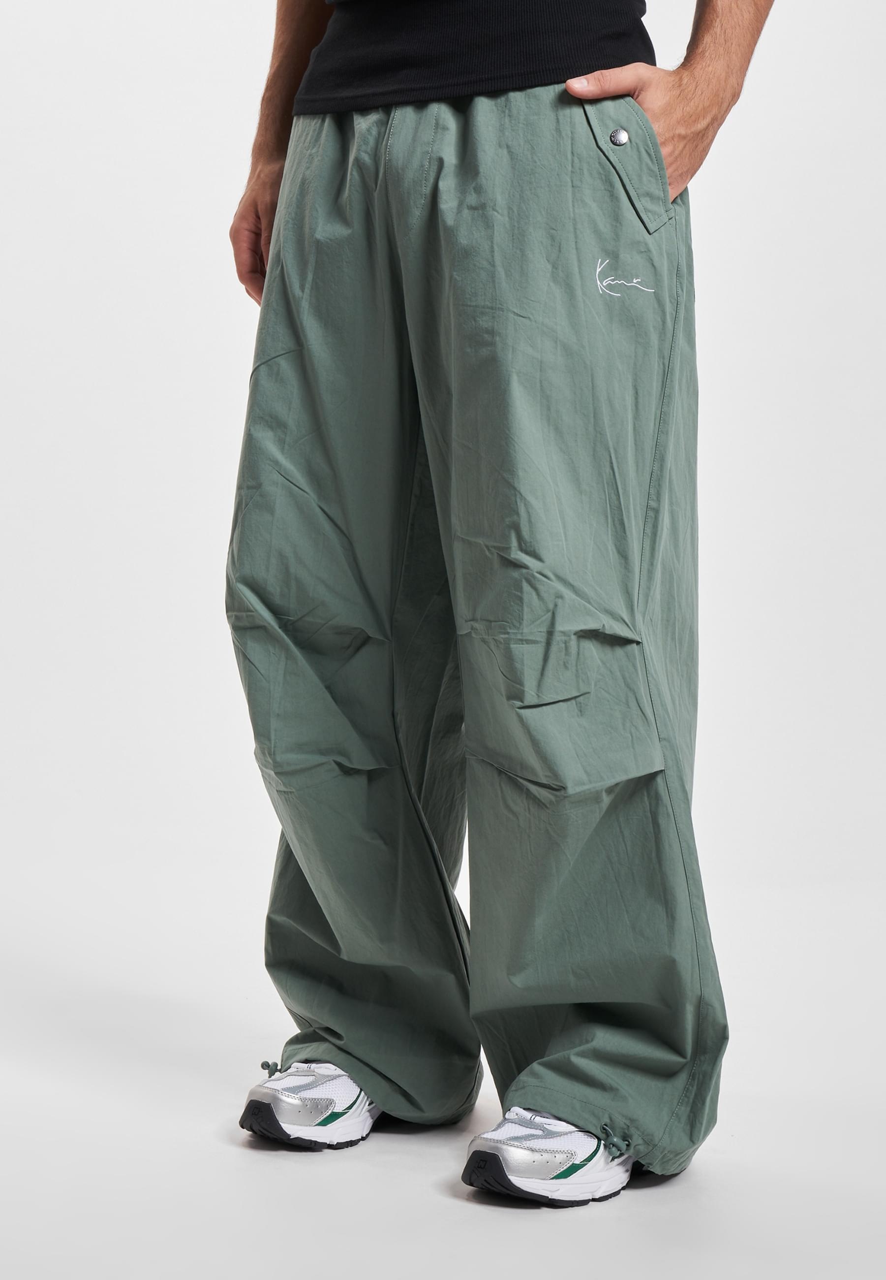 Karl Kani Stoffhose »Karl Kani Herren KM233-032-1 KK Small Signature Parachute Pants«, (1 tlg.)