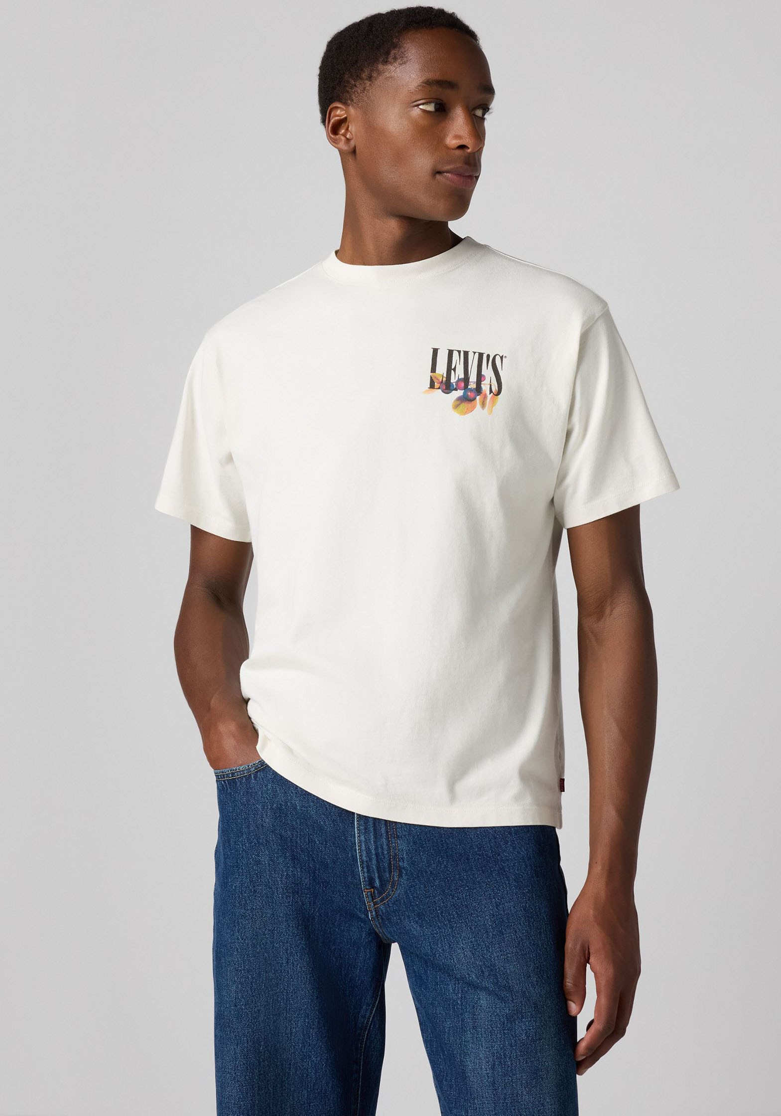 Levis T-Shirt "SEVINTAGE", mit Logo-Aufnäher auf der Brust günstig online kaufen