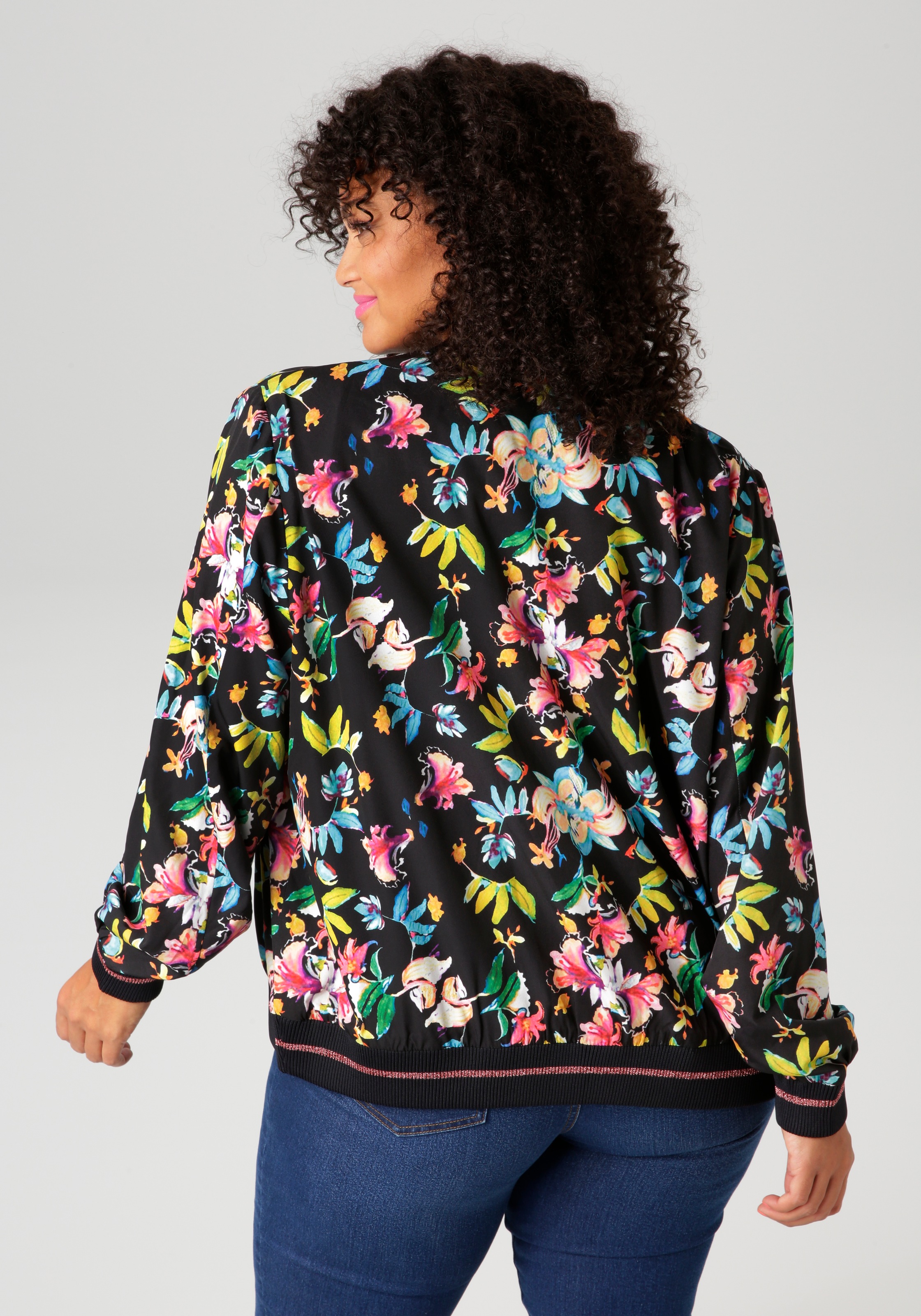 Aniston PLUS Blouson, Mit Blumendruck günstig online kaufen