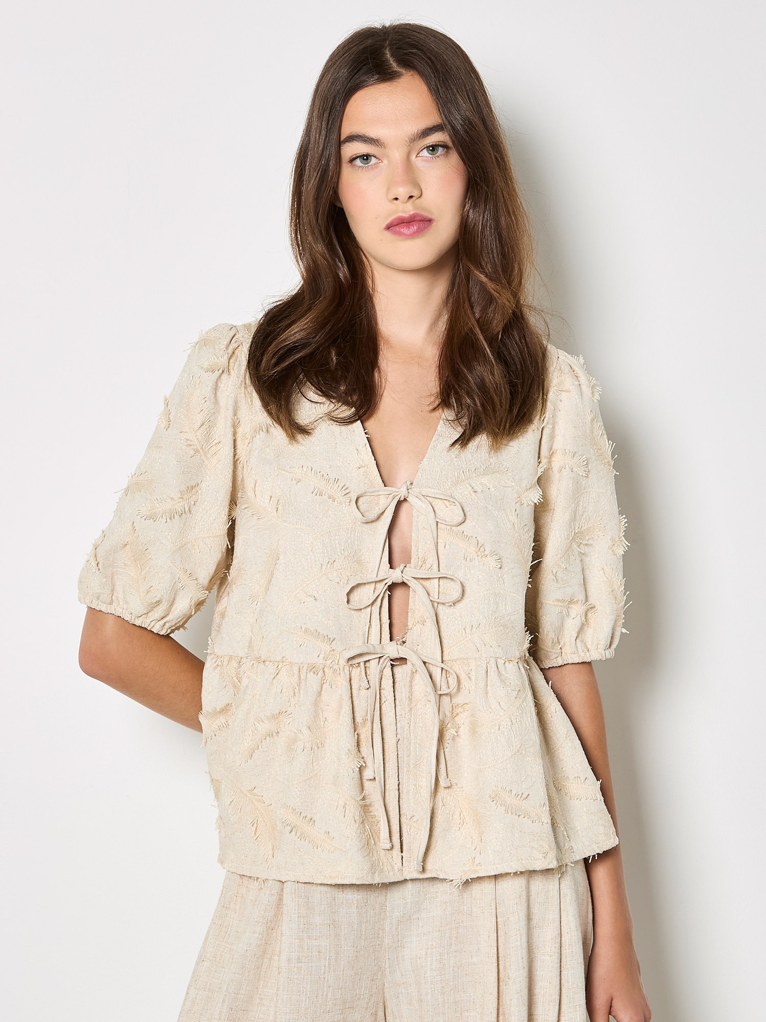 Apricot Blusentop "Bluse aus Leinenmischung" mit Stickerei